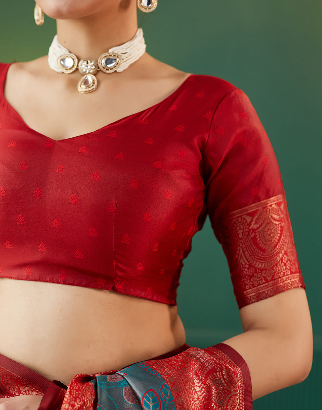 Blue Silk Blend Woven Woven Saree