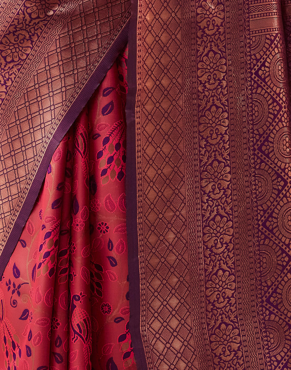 Red Silk Blend Woven Woven Saree
