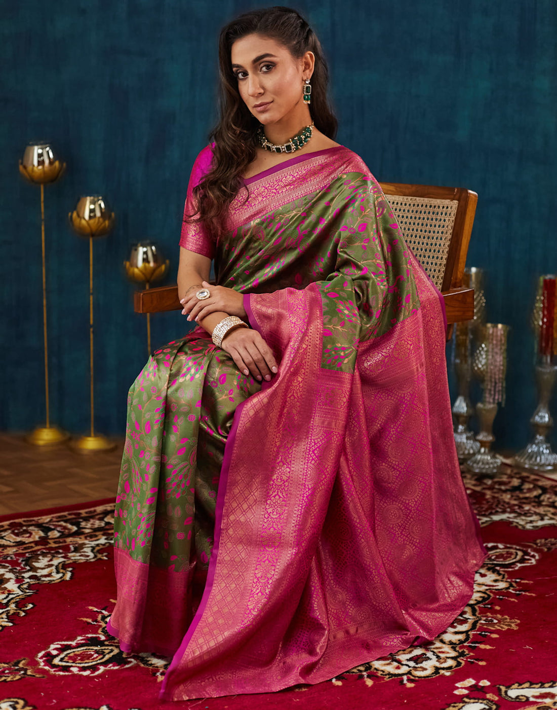 Green Silk Blend Woven Woven Saree