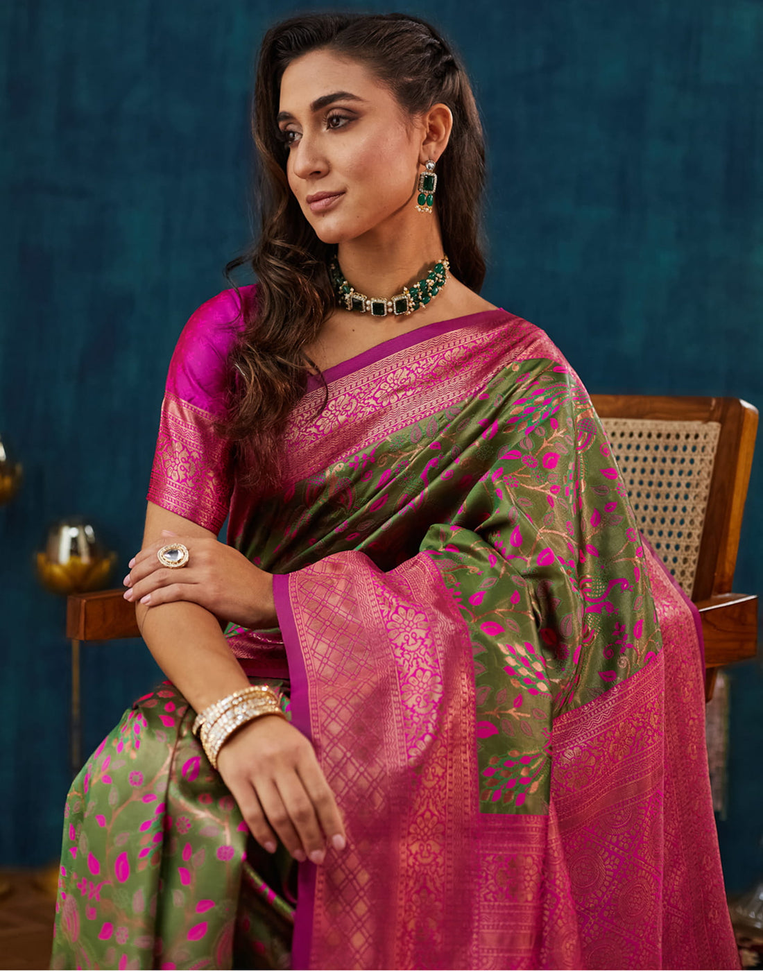 Green Silk Blend Woven Woven Saree