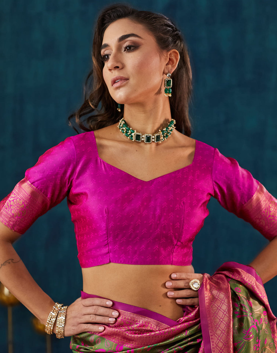 Green Silk Blend Woven Woven Saree