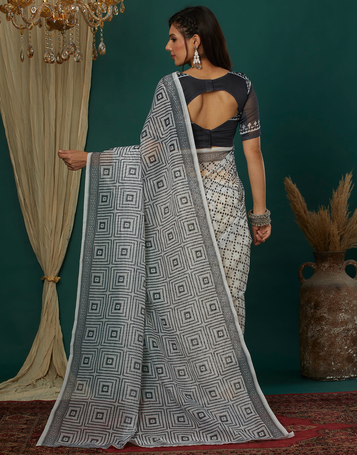 White Cotton Printed Saree