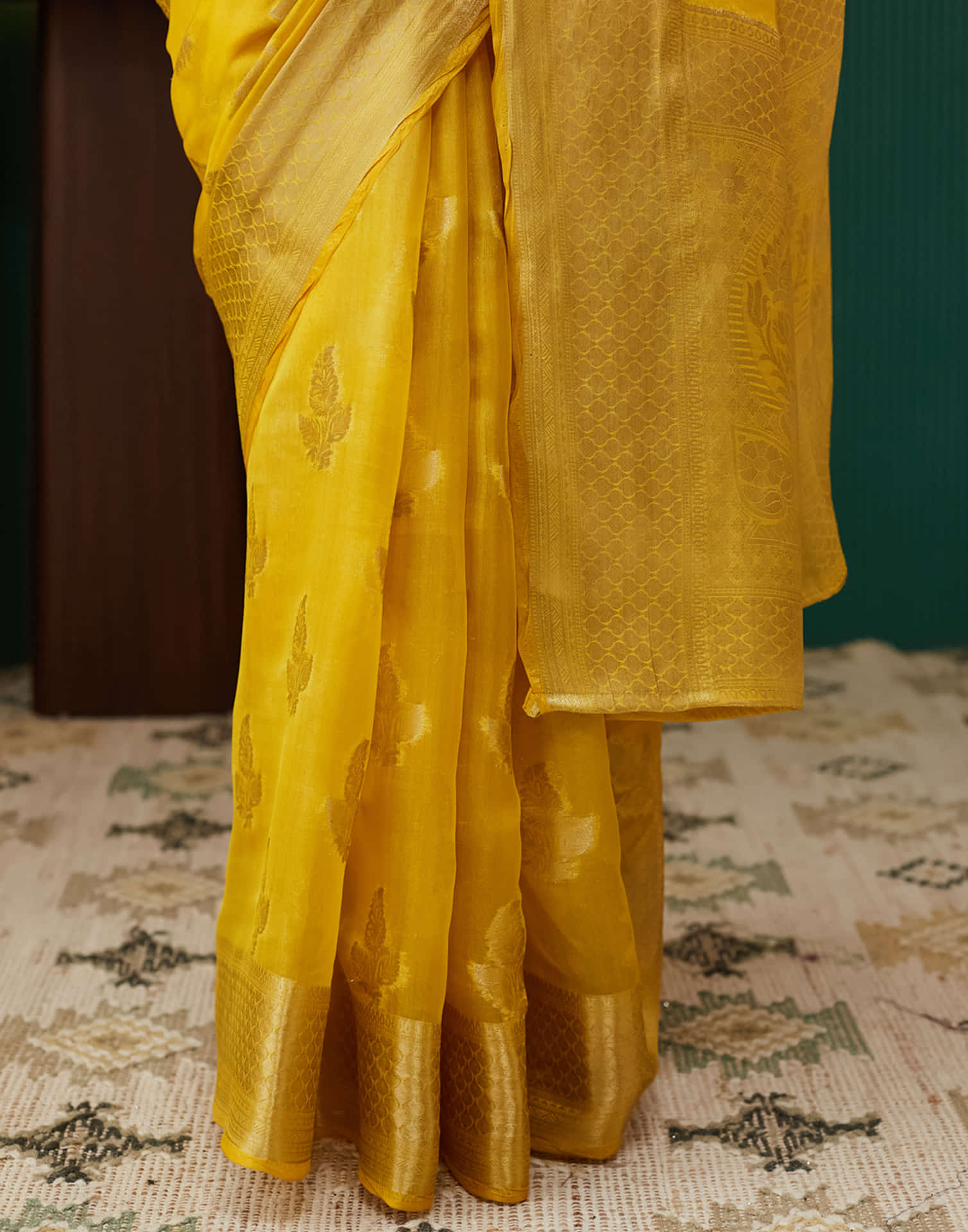 Yellow Silk Weaving Banarasi Saree