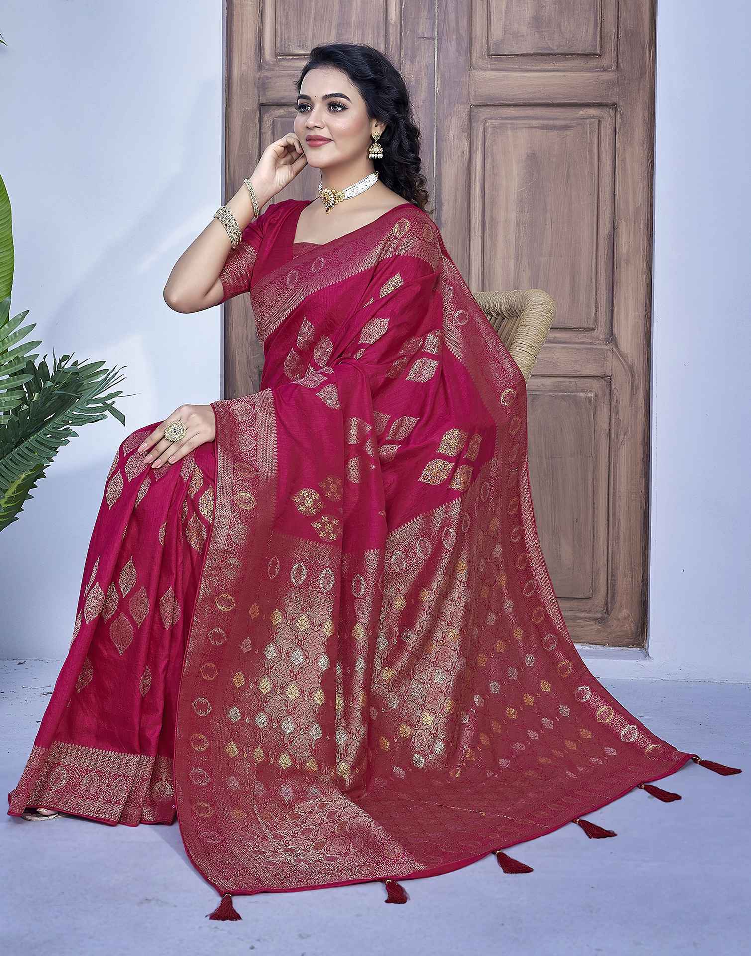 Rani Pink Silk Weaving Banarasi Saree