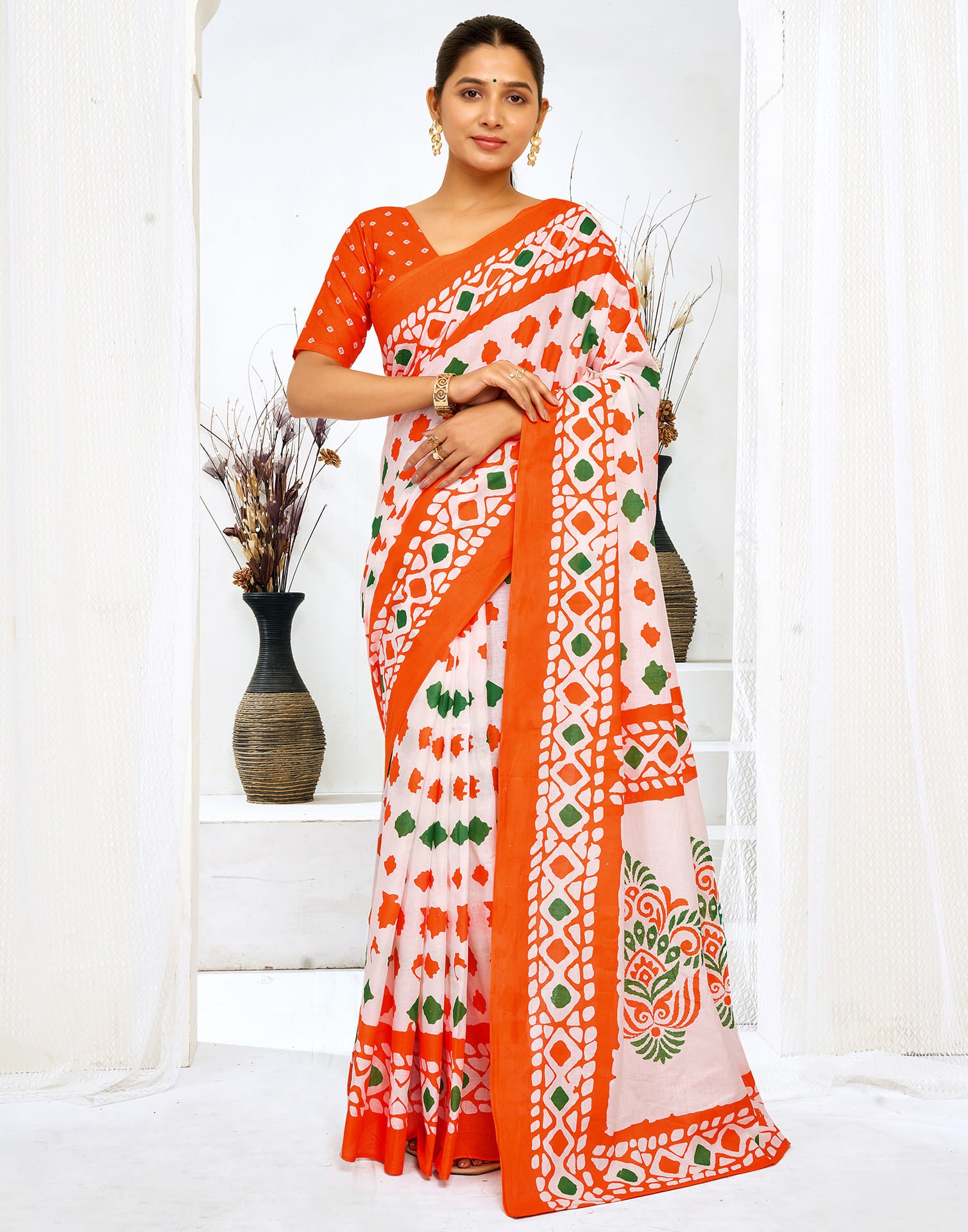 White Cotton Printed Saree