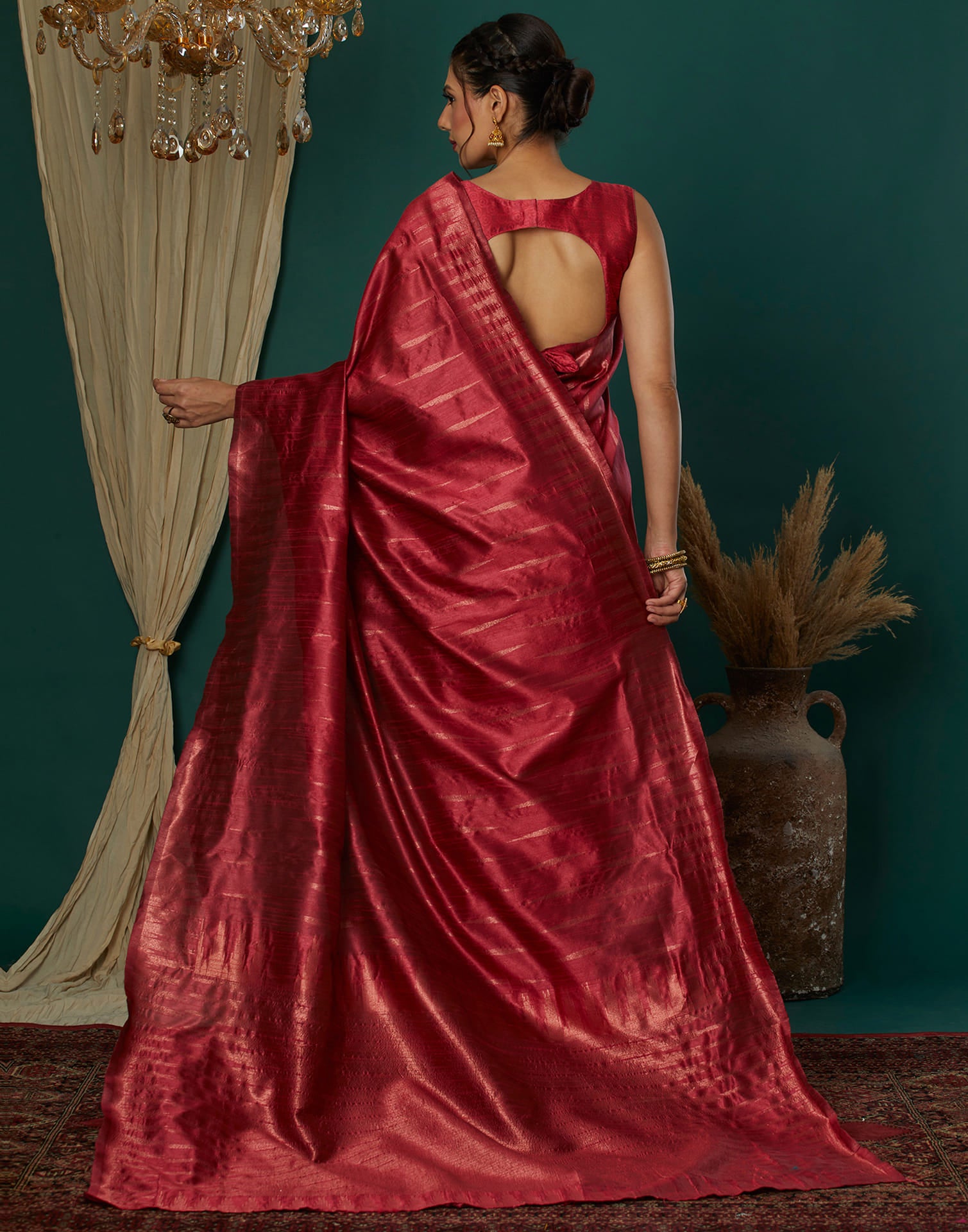 Red Silk Blend Woven Kanjivaram Saree