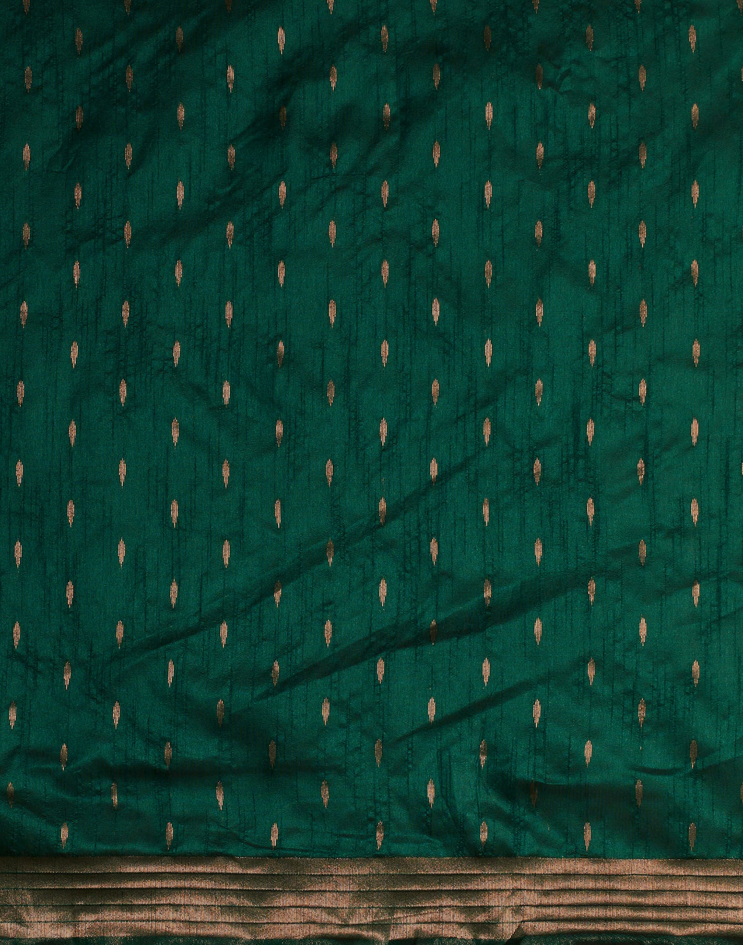 Green Silk Blend Woven Kanjivaram Saree