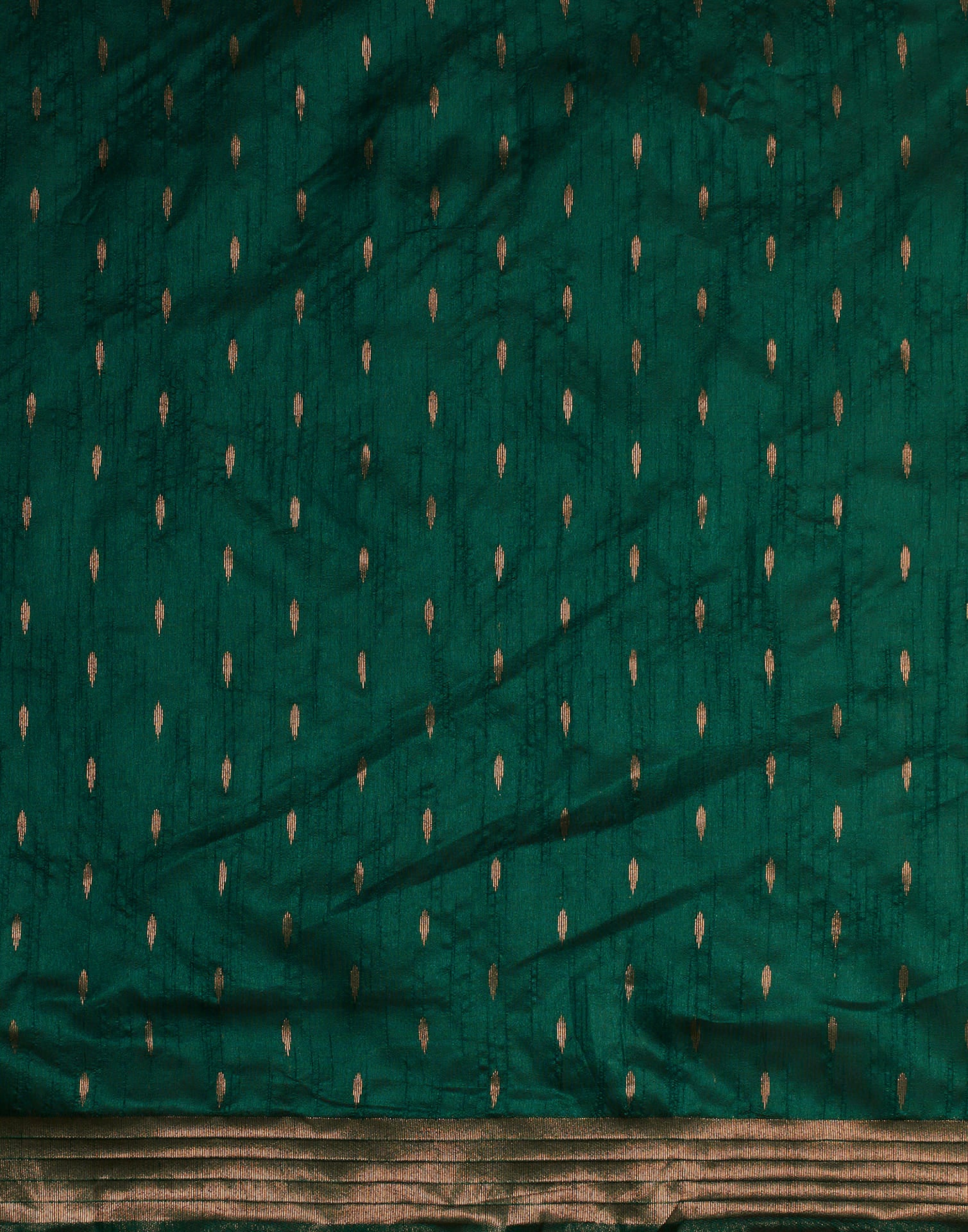 Green Silk Blend Woven Kanjivaram Saree