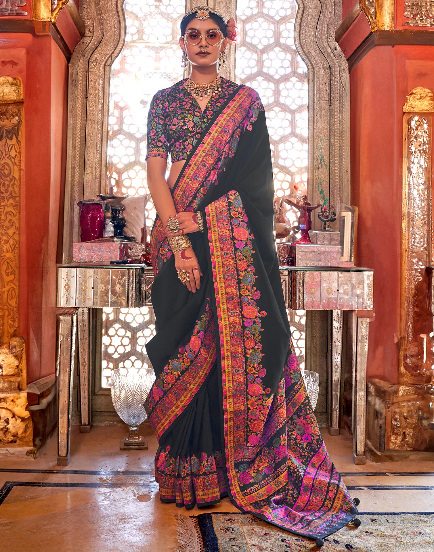 Black Silk Weaving Printed Saree