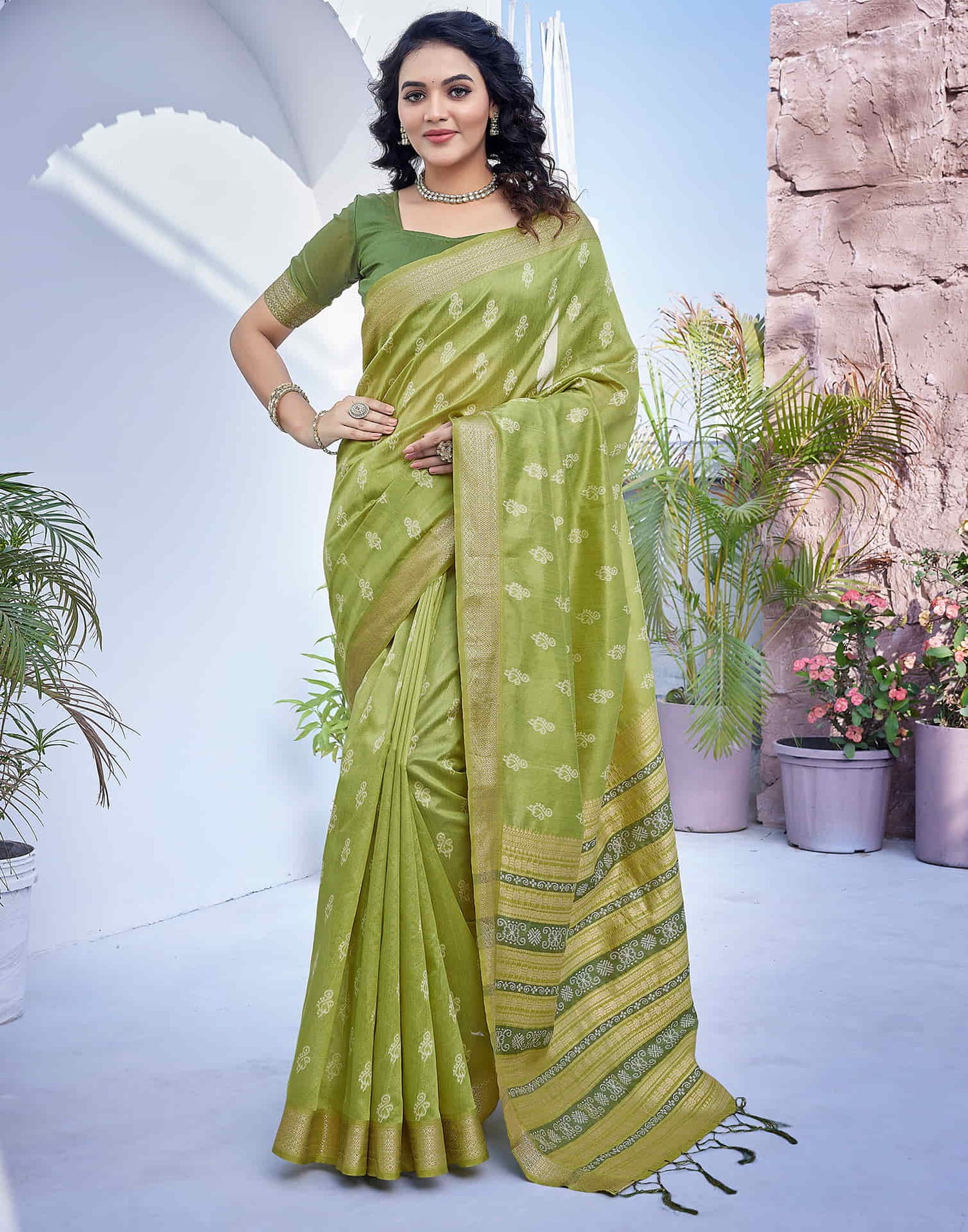 Green Silk Weaving Banarasi Saree