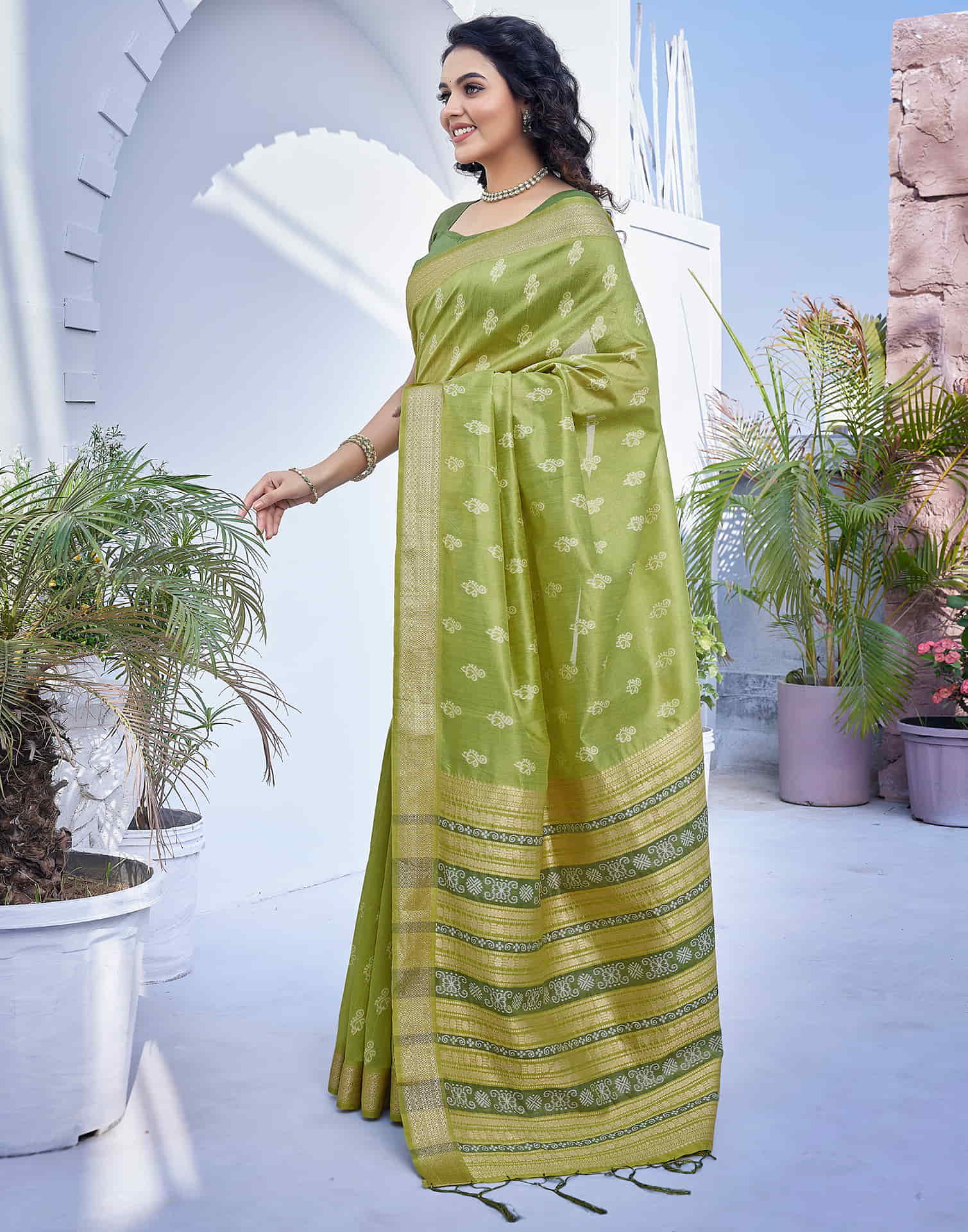 Green Silk Weaving Banarasi Saree