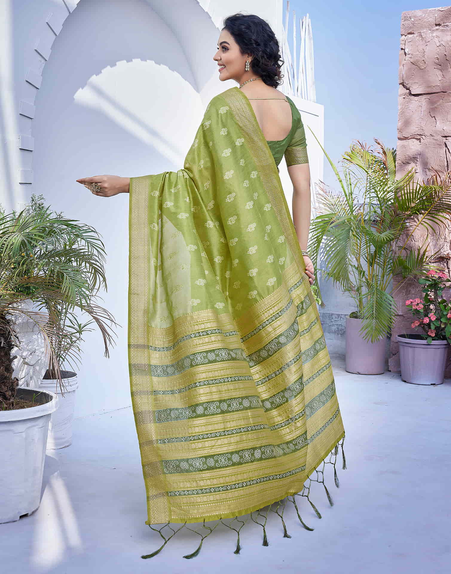 Green Silk Weaving Banarasi Saree