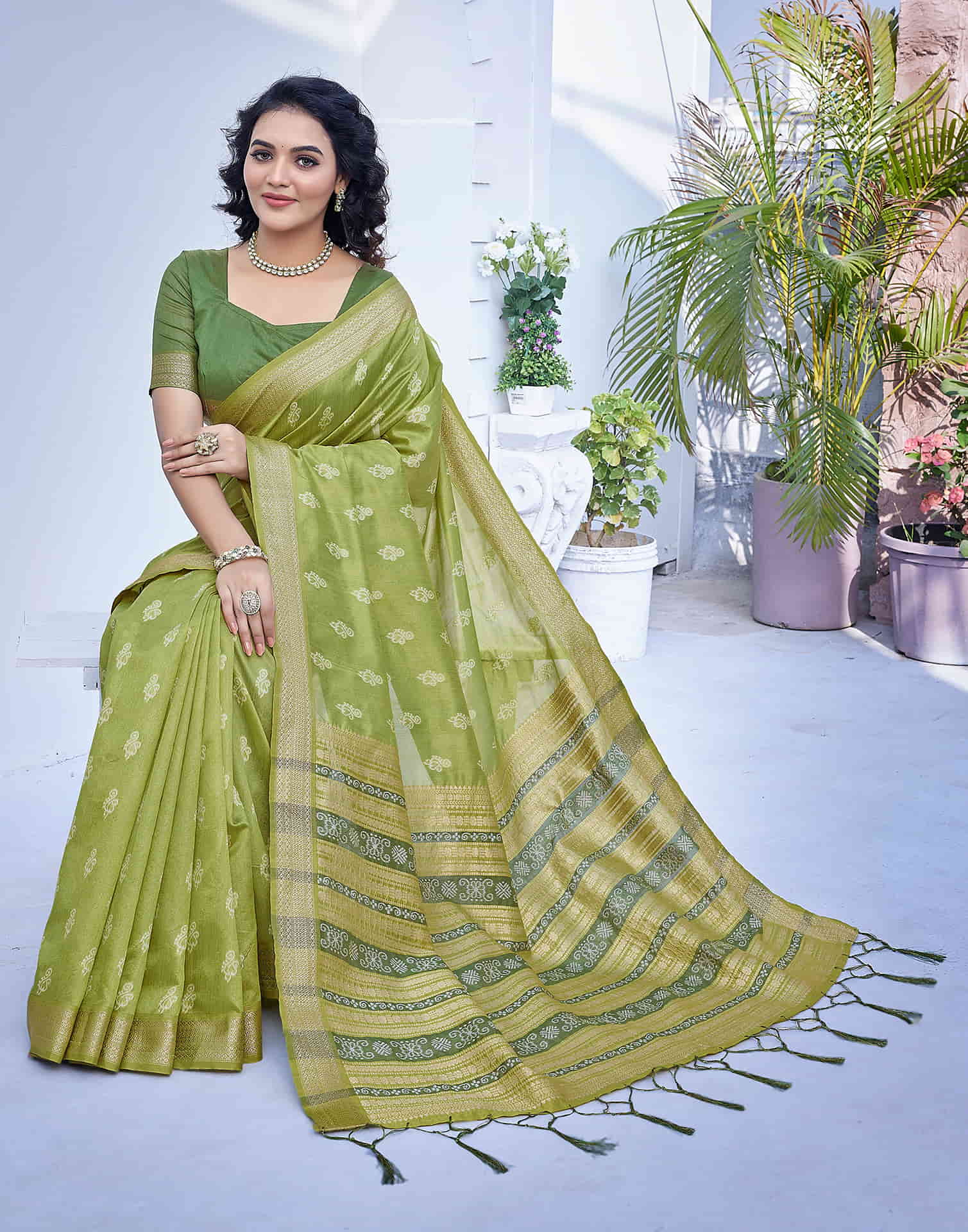 Green Silk Weaving Banarasi Saree