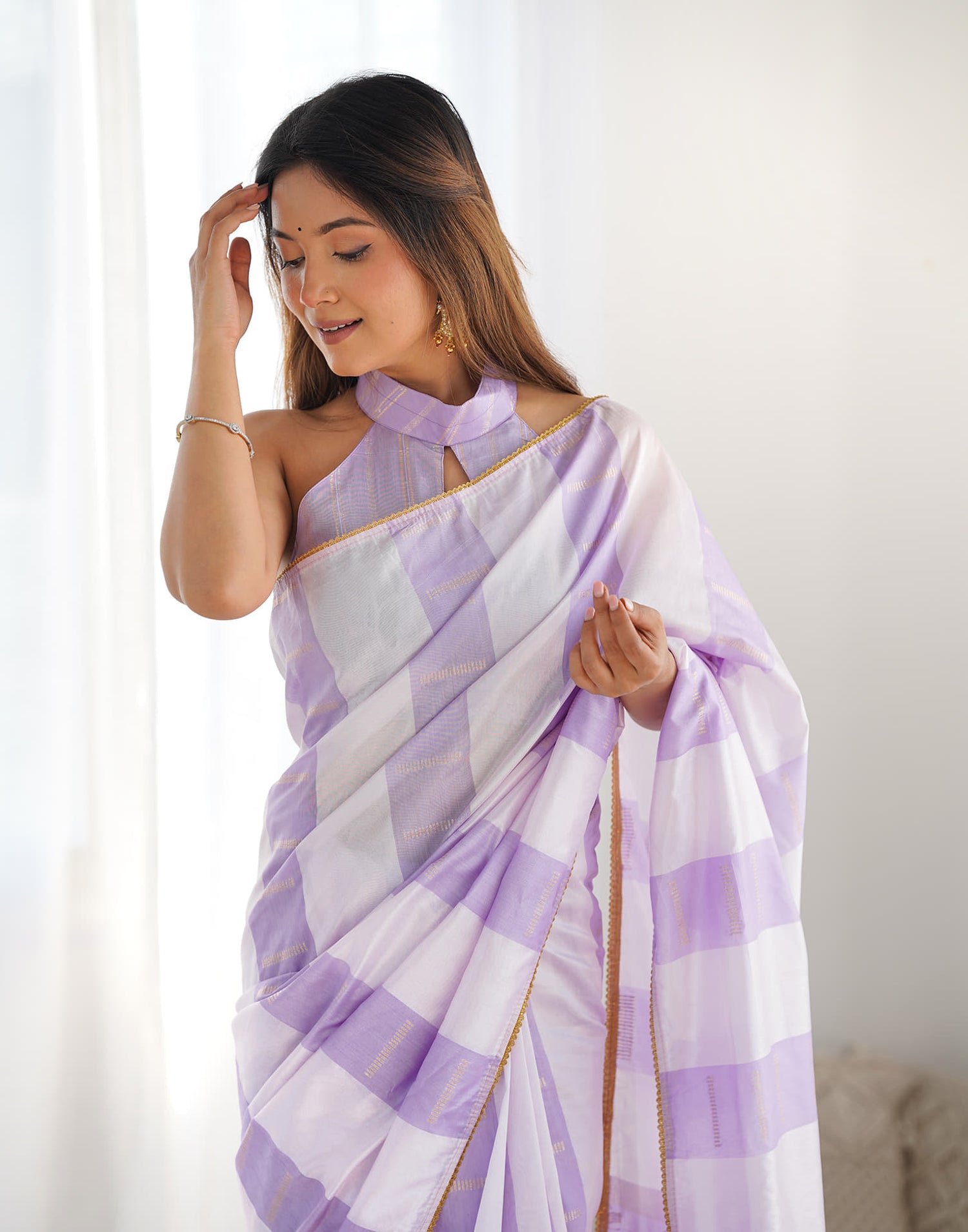 Lavender Silk Weaving Woven Saree