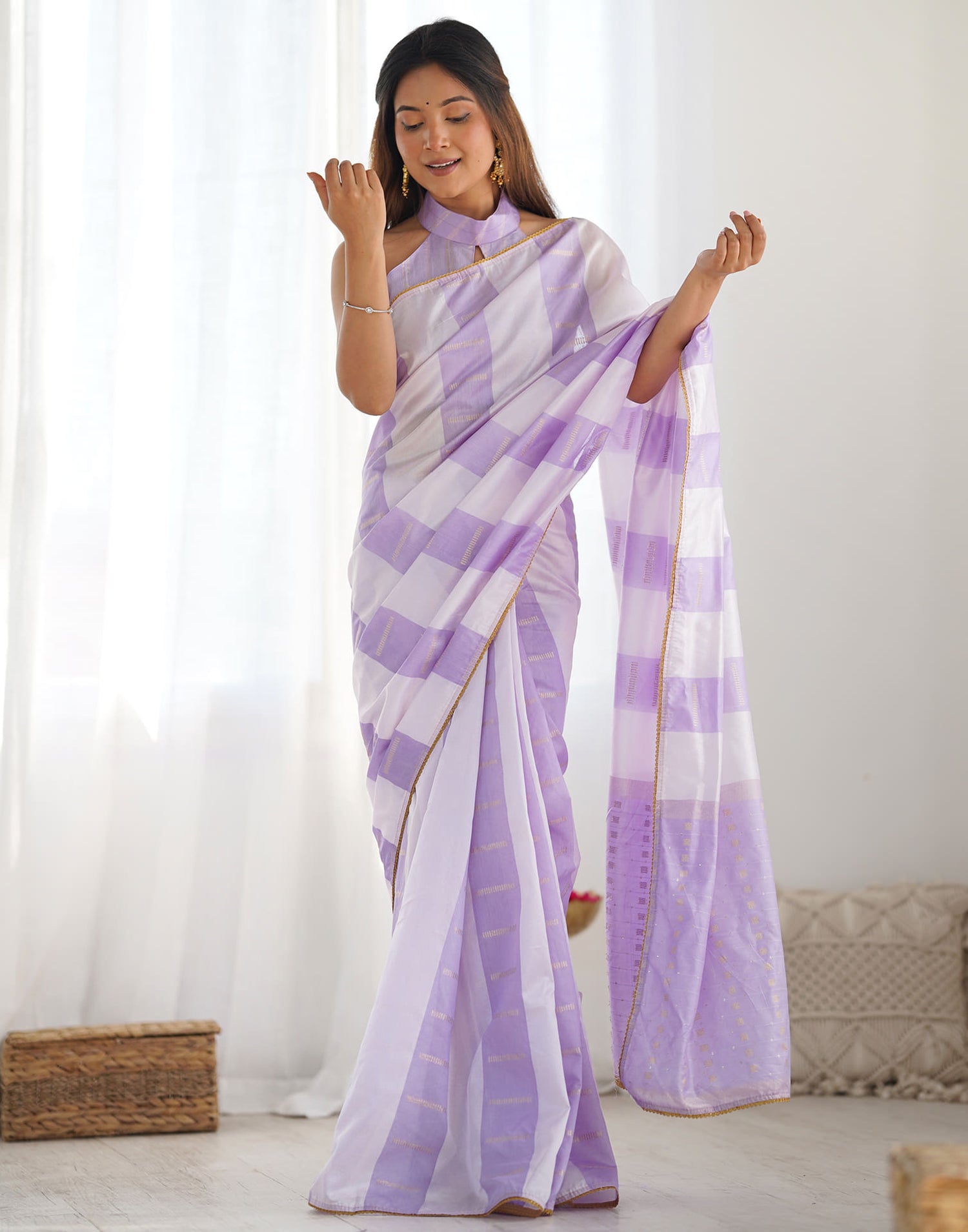 Lavender Silk Weaving Woven Saree