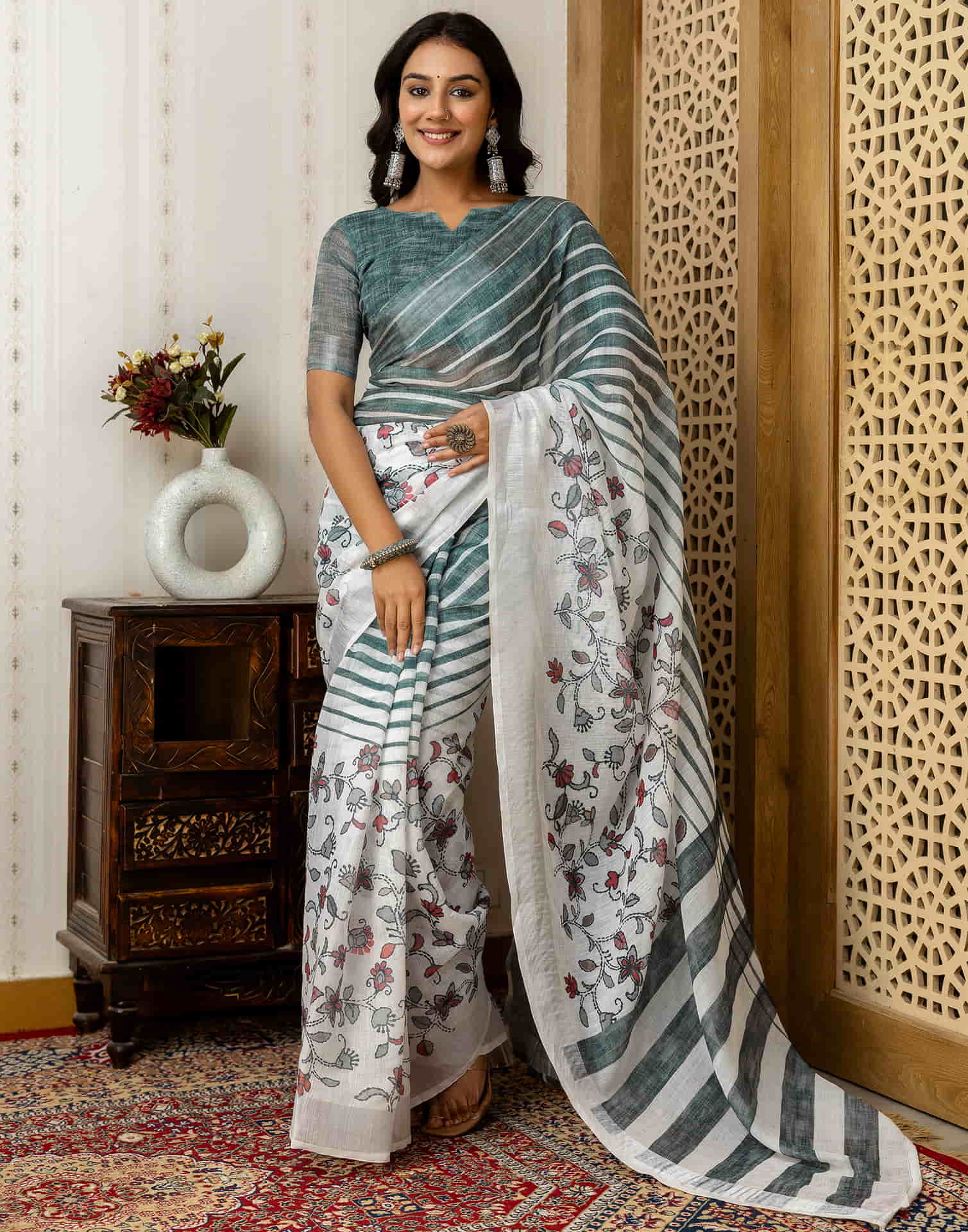 White Cotton Printed Saree