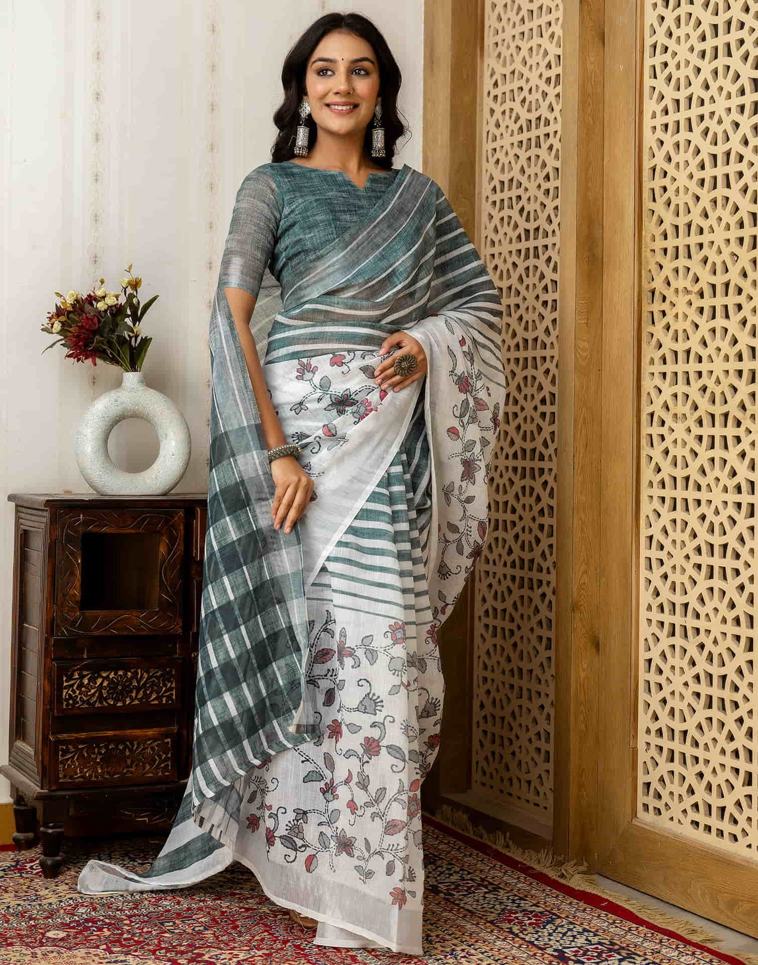 White Cotton Printed Saree