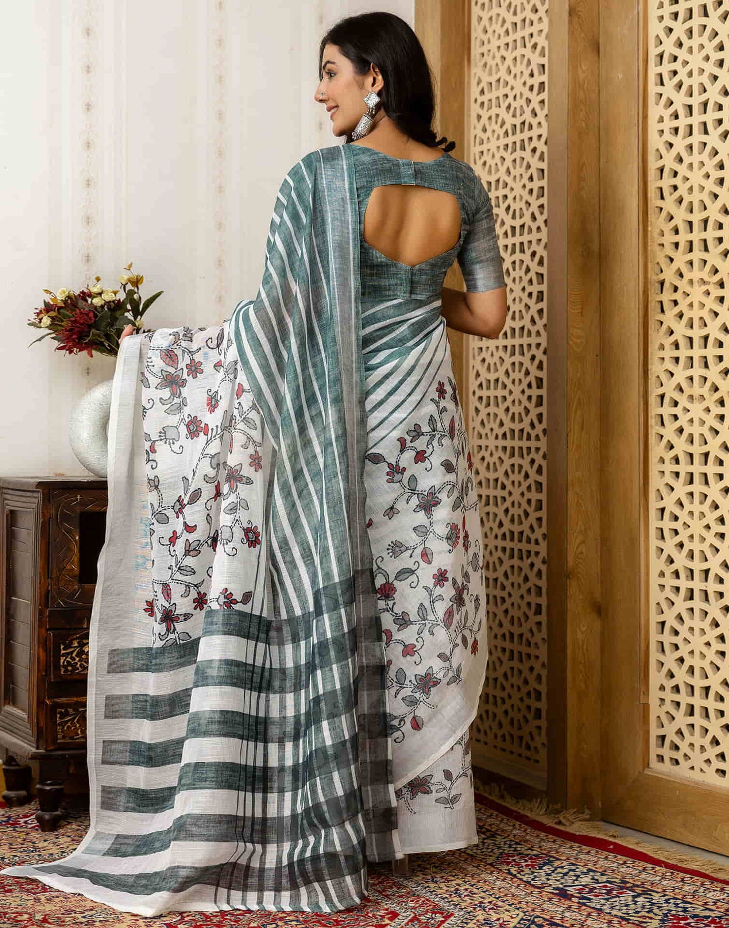 White Cotton Printed Saree