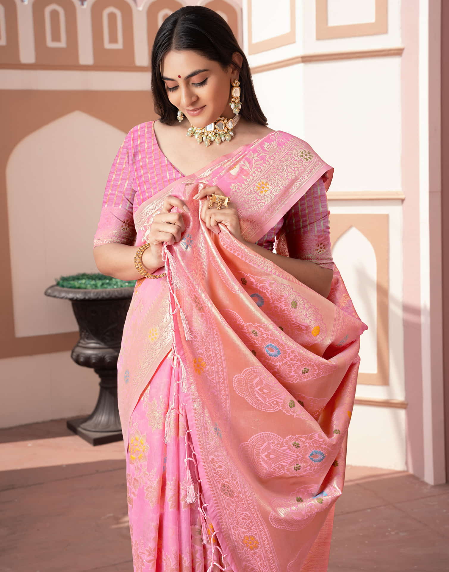 Pink Silk Weaving Banarasi Saree