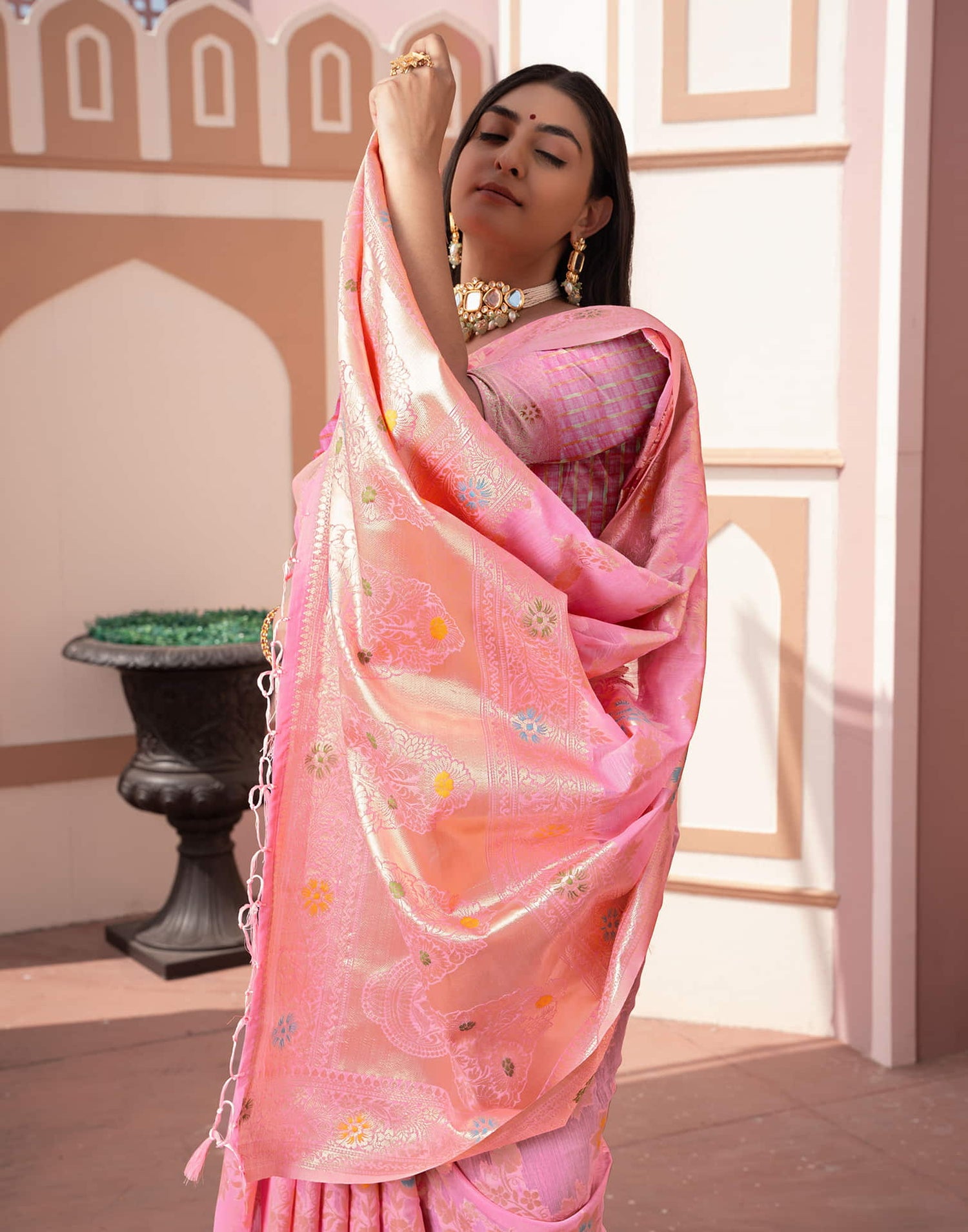 Pink Silk Weaving Banarasi Saree