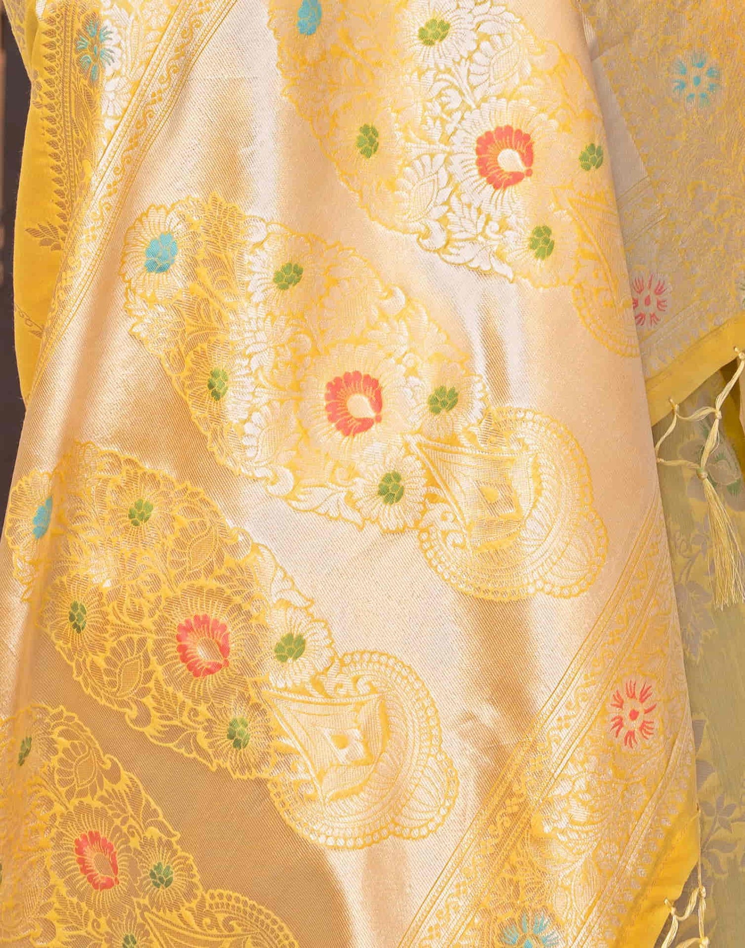 Yellow Silk Weaving Banarasi Saree