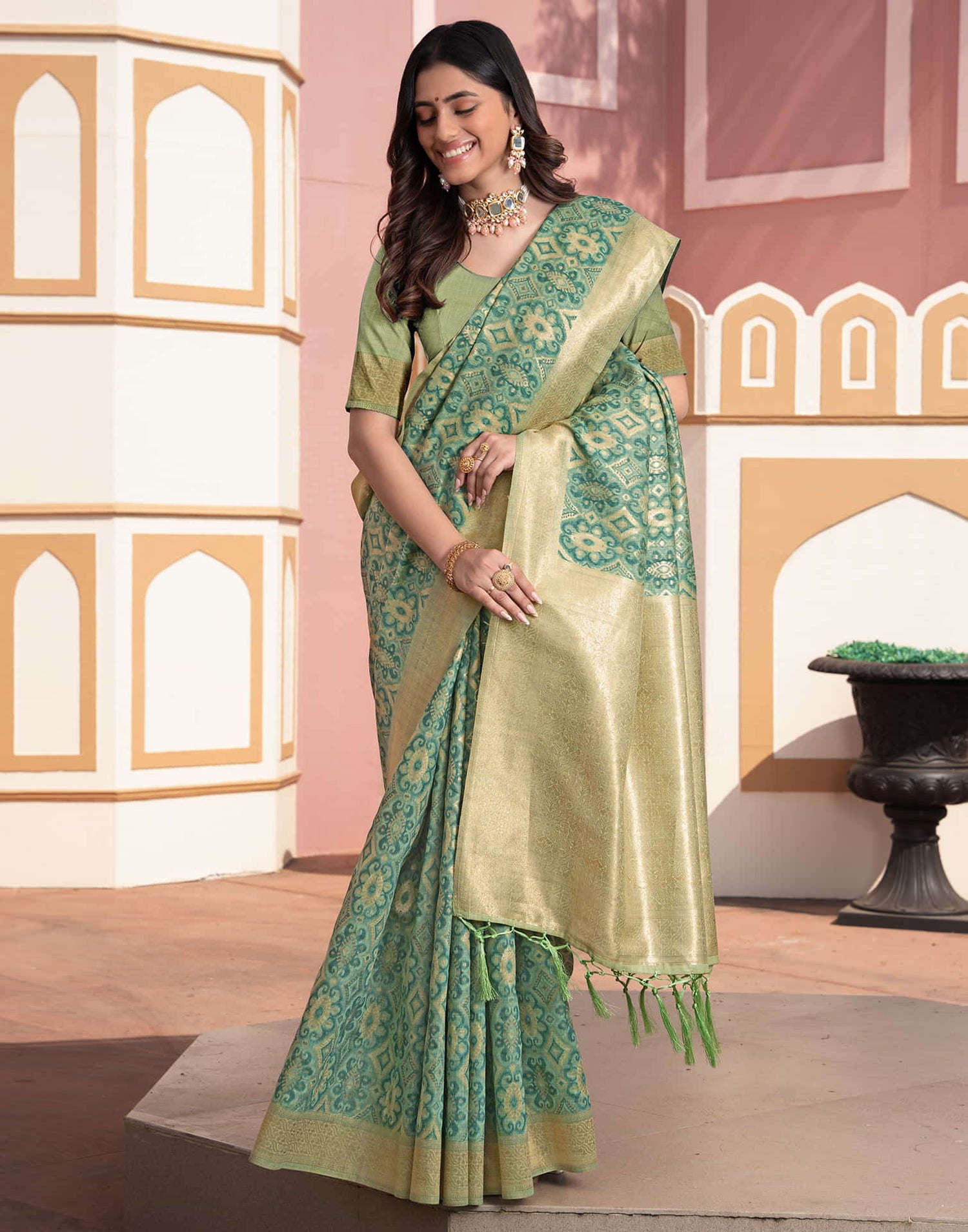 Green Cotton Weaving Ikkat Saree