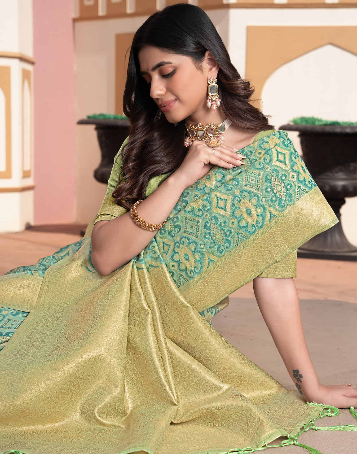 Green Cotton Weaving Ikkat Saree