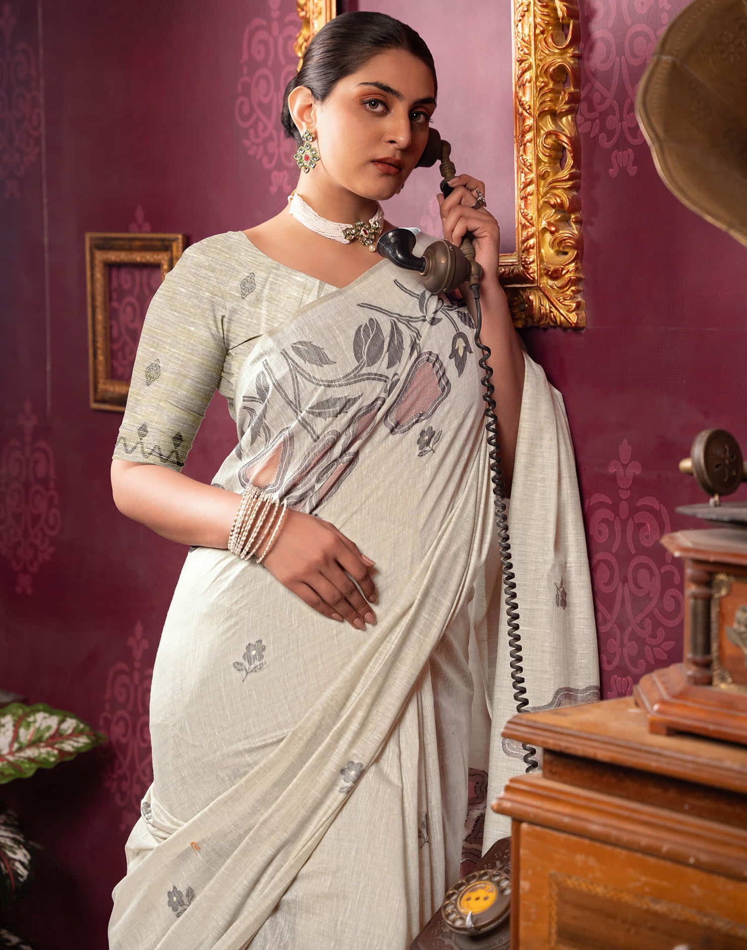 Beige Cotton Weaving Jamdani Saree