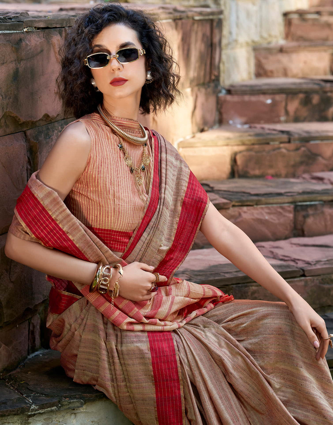 Dark Mauve Silk Weaving Handloom Saree