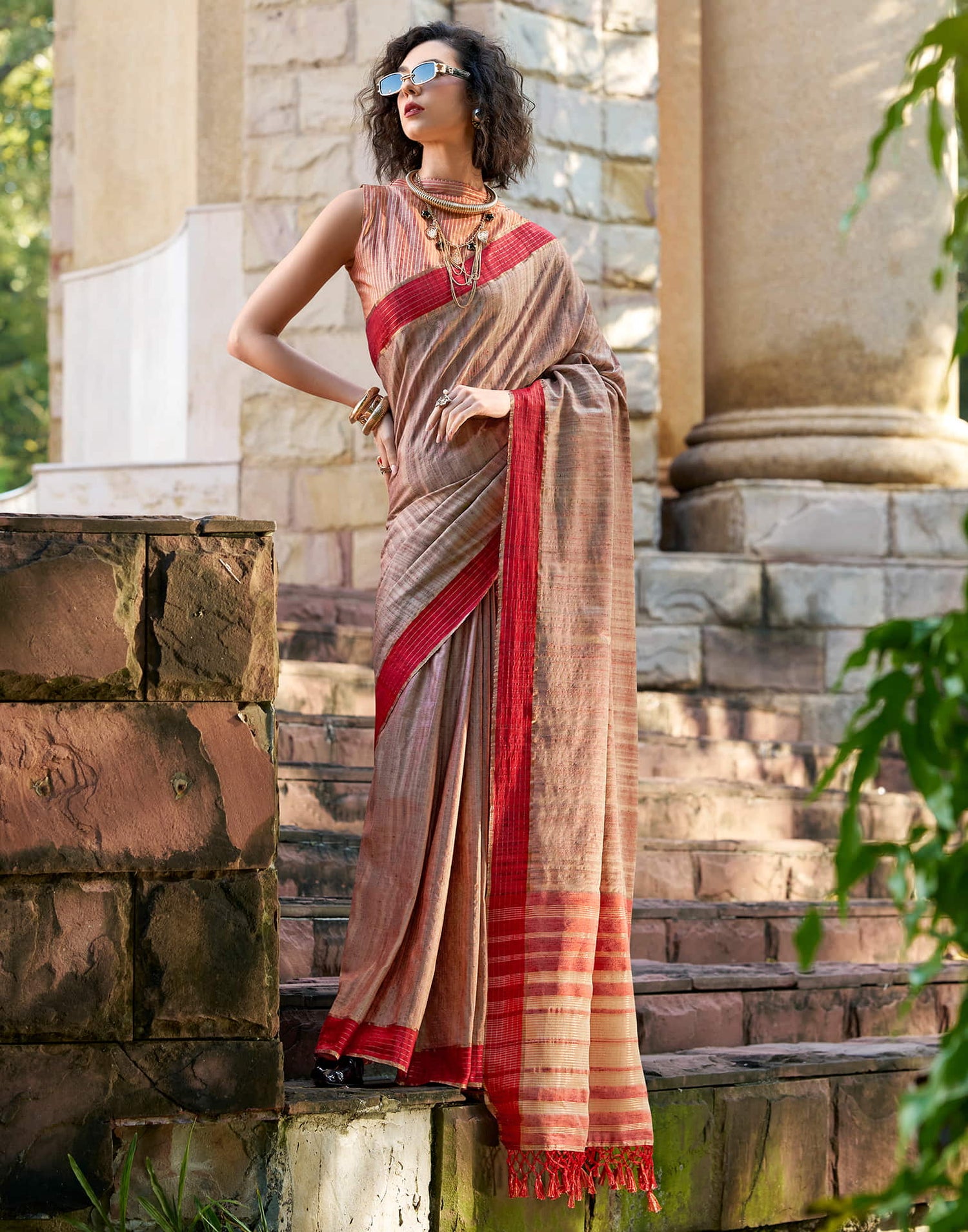 Dark Mauve Silk Weaving Handloom Saree