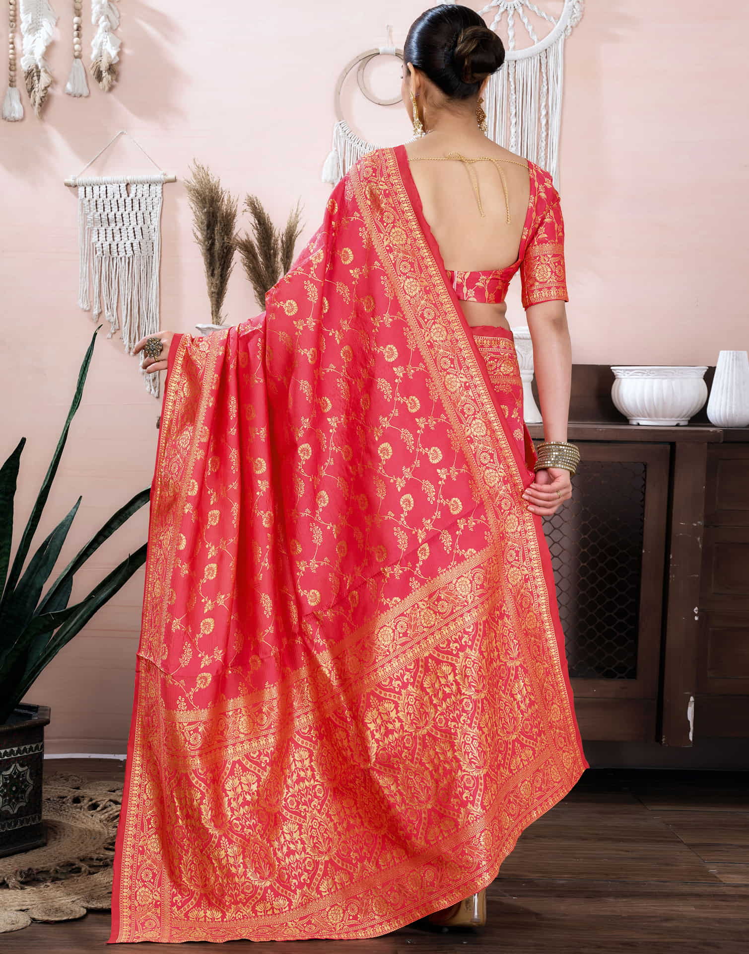 Warm Pink Silk Blend Weaving Banarasi Saree