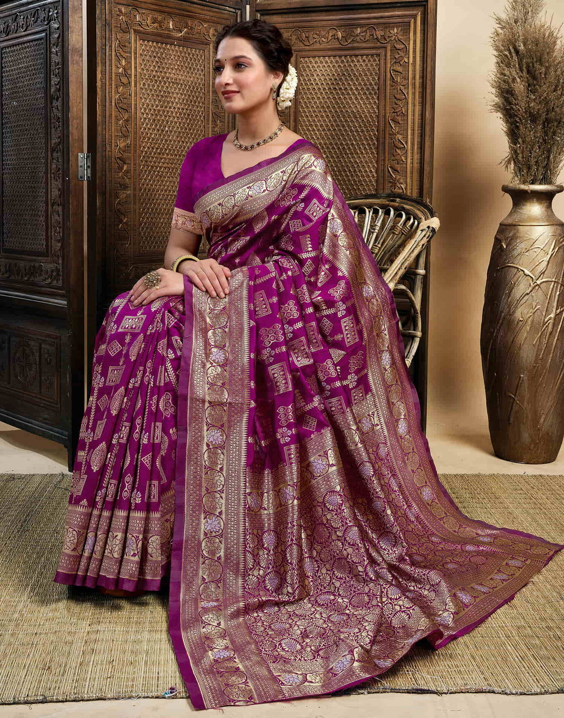 Dark Magenta Silk Woven Banarasi Saree