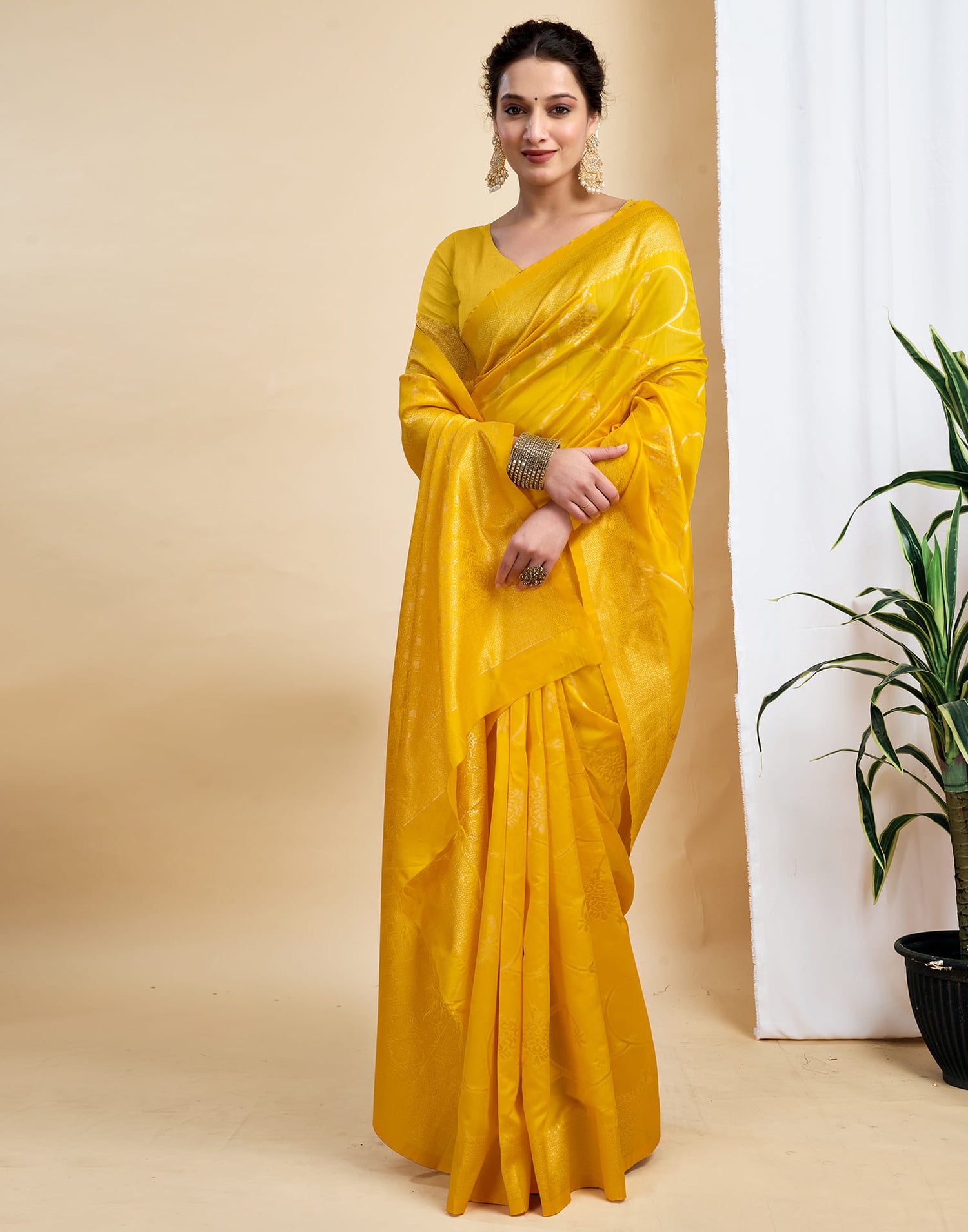 Yellow Silk Woven Banarasi Saree