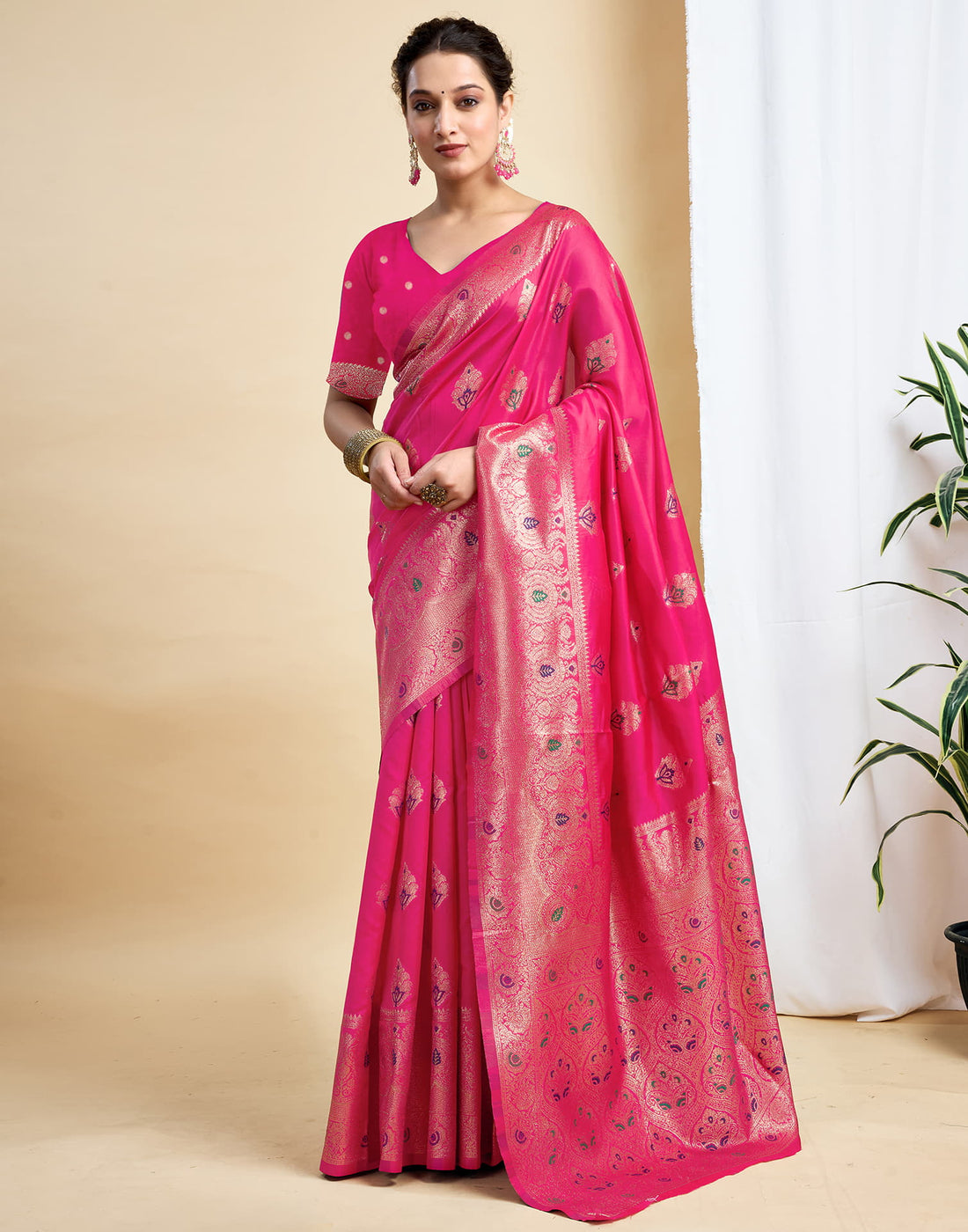 Rani Pink Silk Woven Banarasi Saree