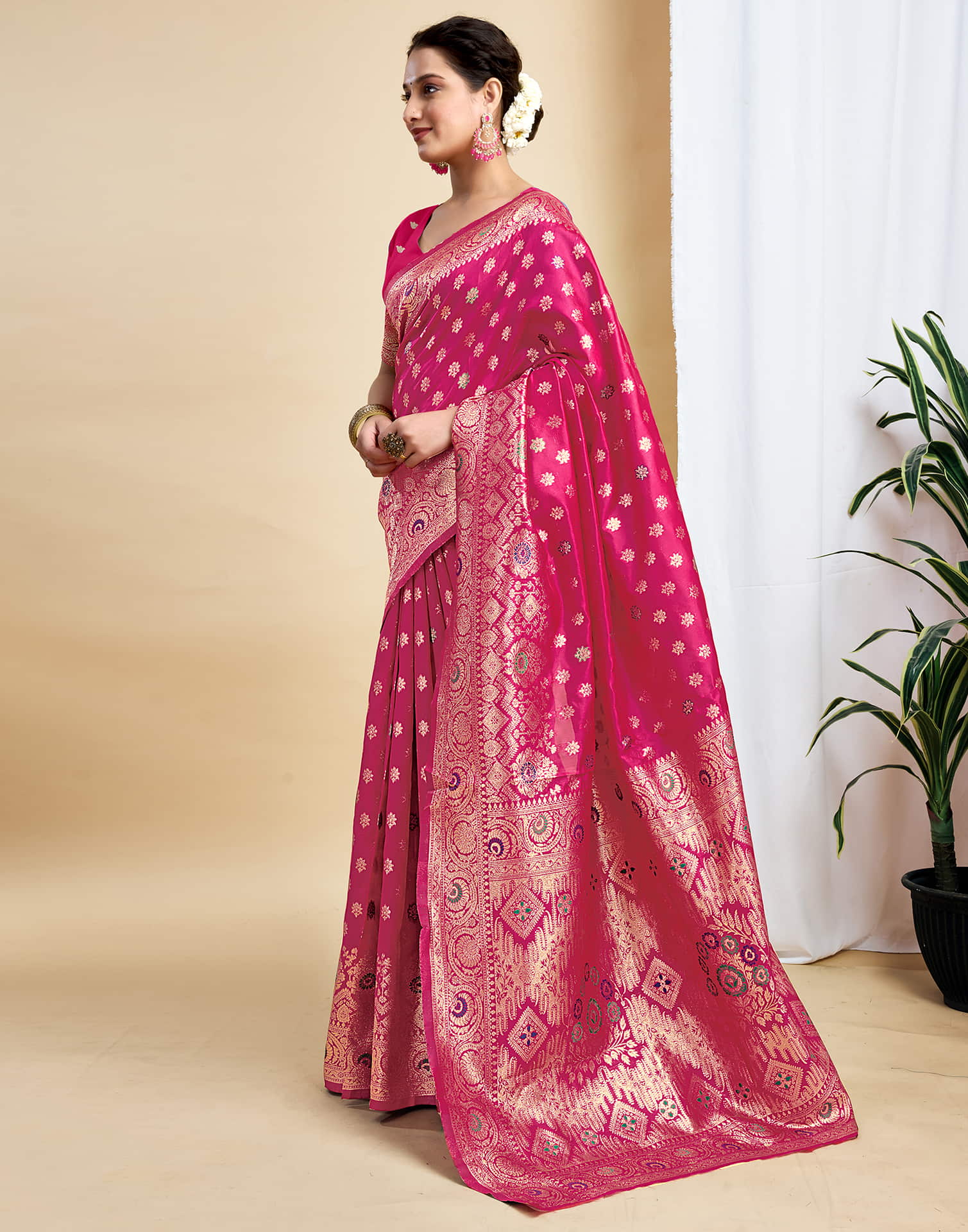 Rani Pink Silk Woven Kanjivaram Saree