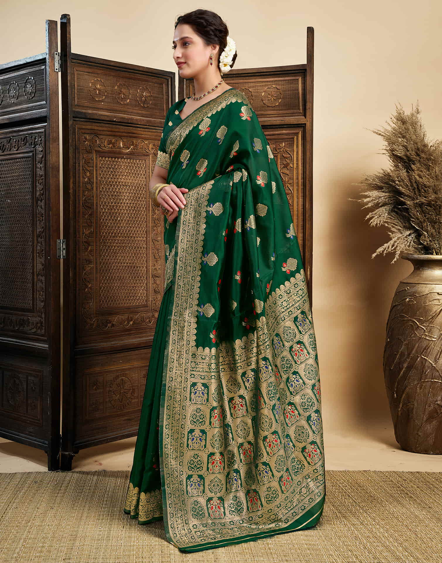 Dark Green Silk Woven Kanjivaram Saree