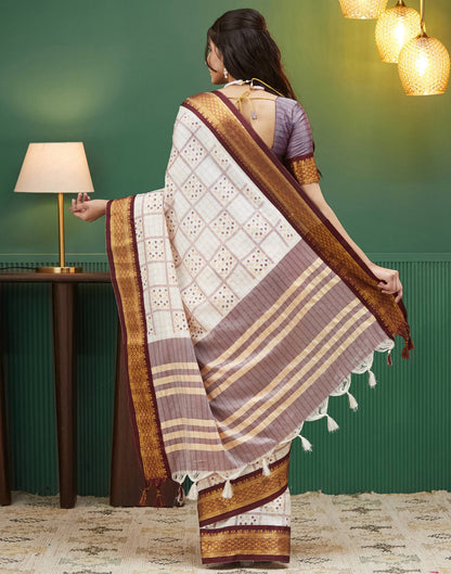 Off White Bandhani Printed Silk Saree