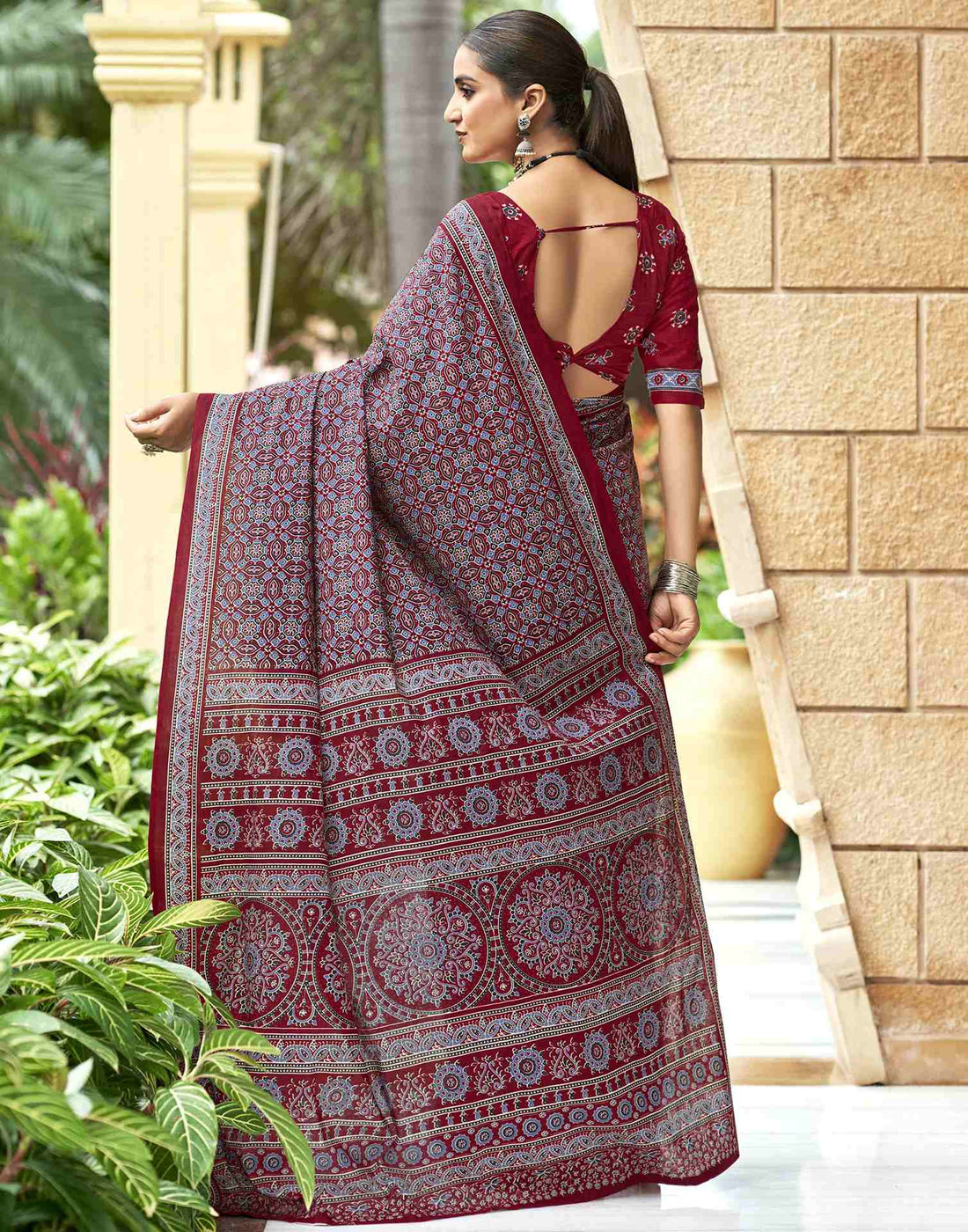 Marron Pure Cotton Printed Saree