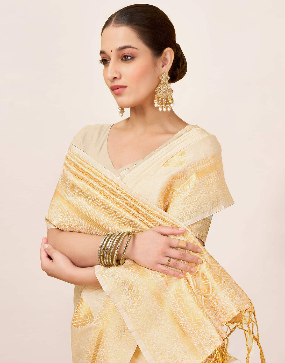 Off White Silk Woven Kanjivaram Saree