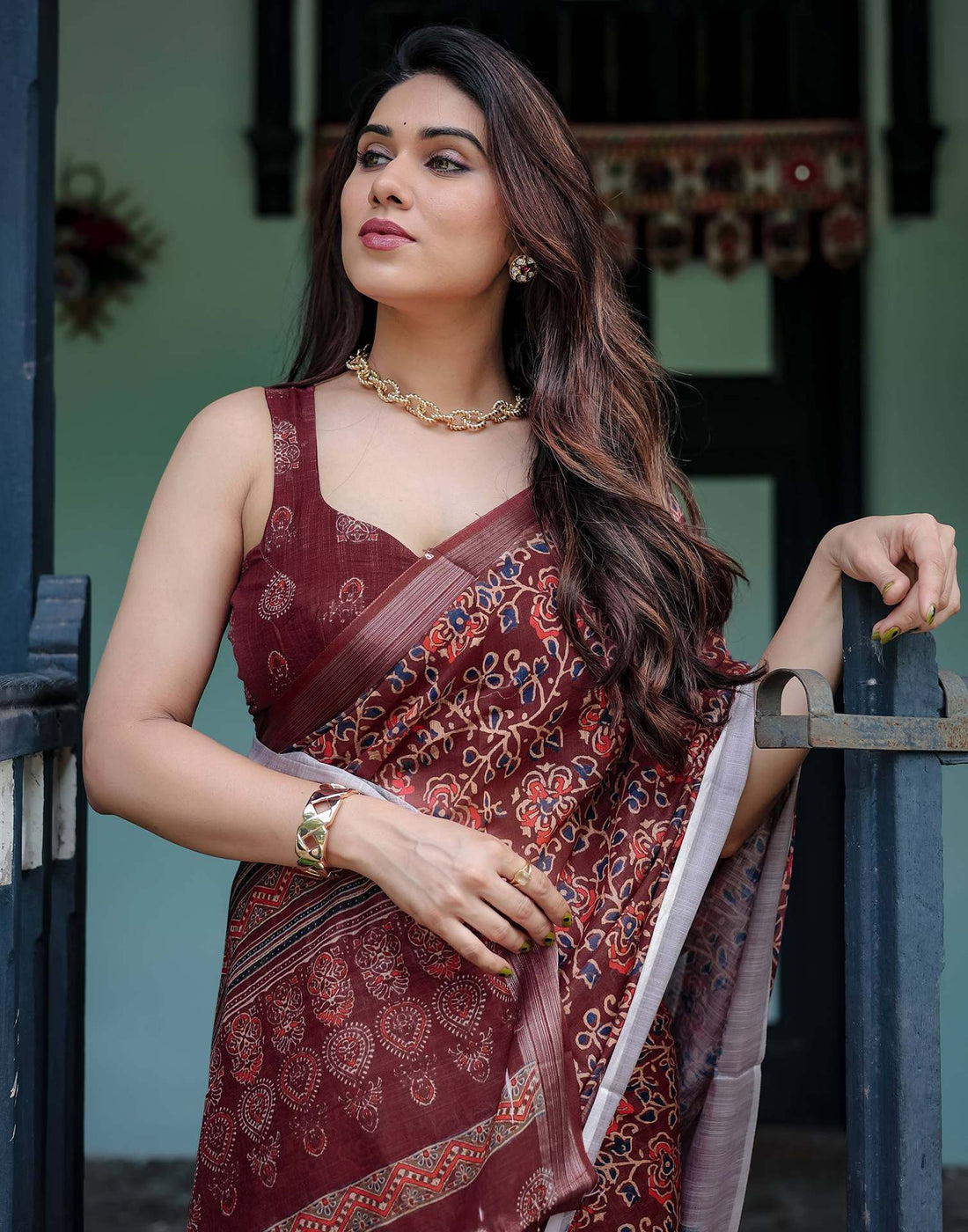 Maroon Linen Printed Saree