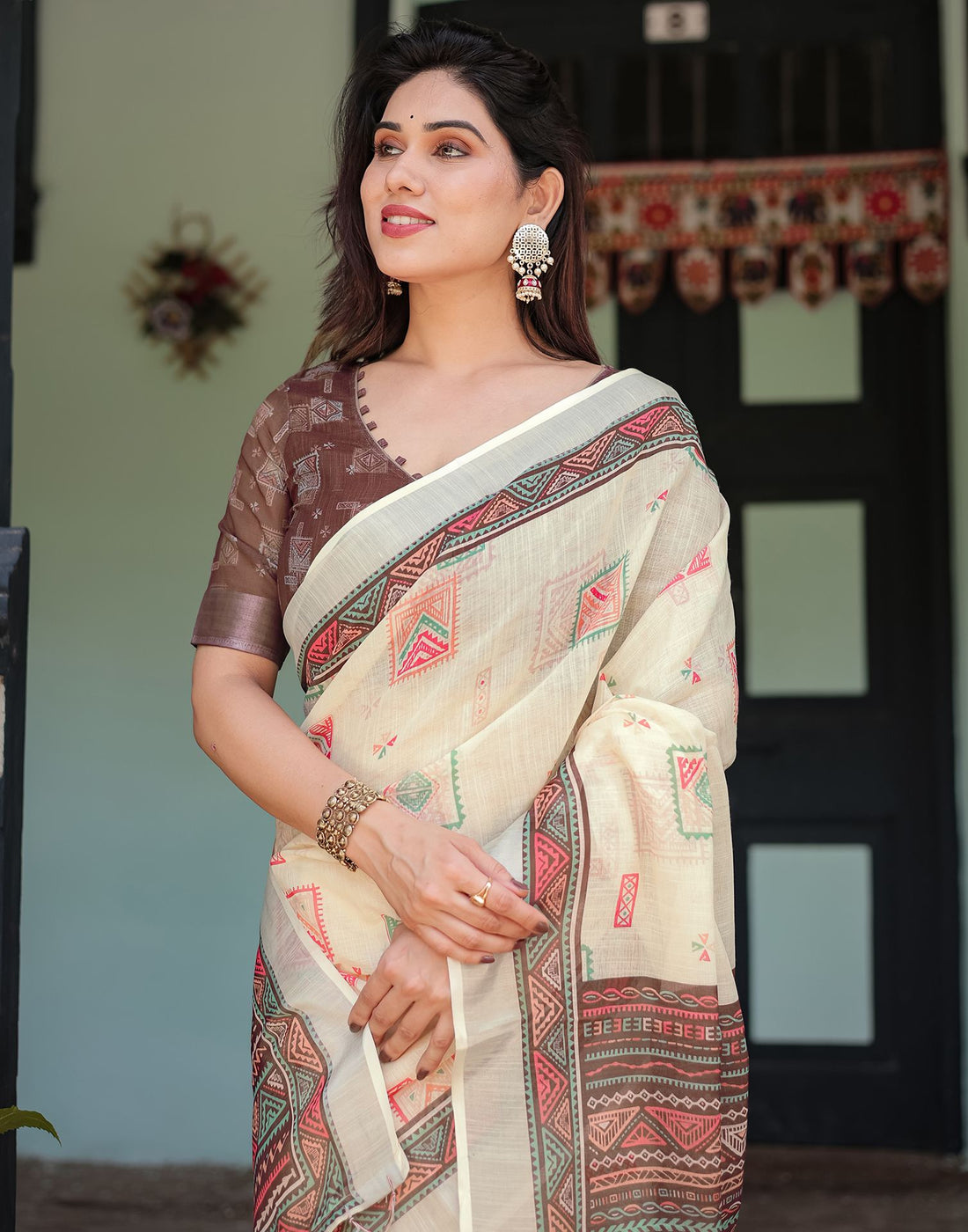 Cream Linen Printed Saree