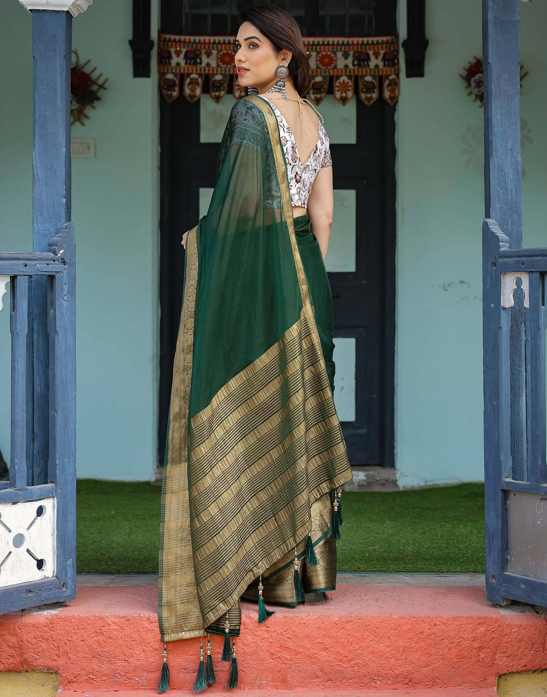 Dark Green Chiffon Woven Solid Saree