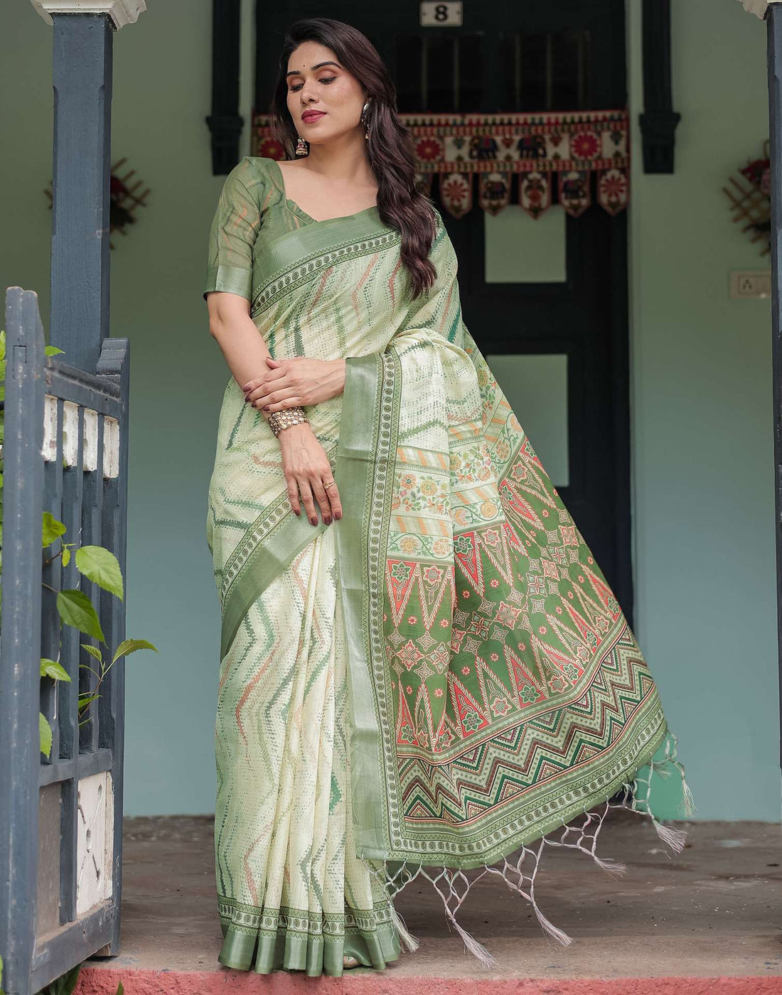 Off White Linen Printed Saree