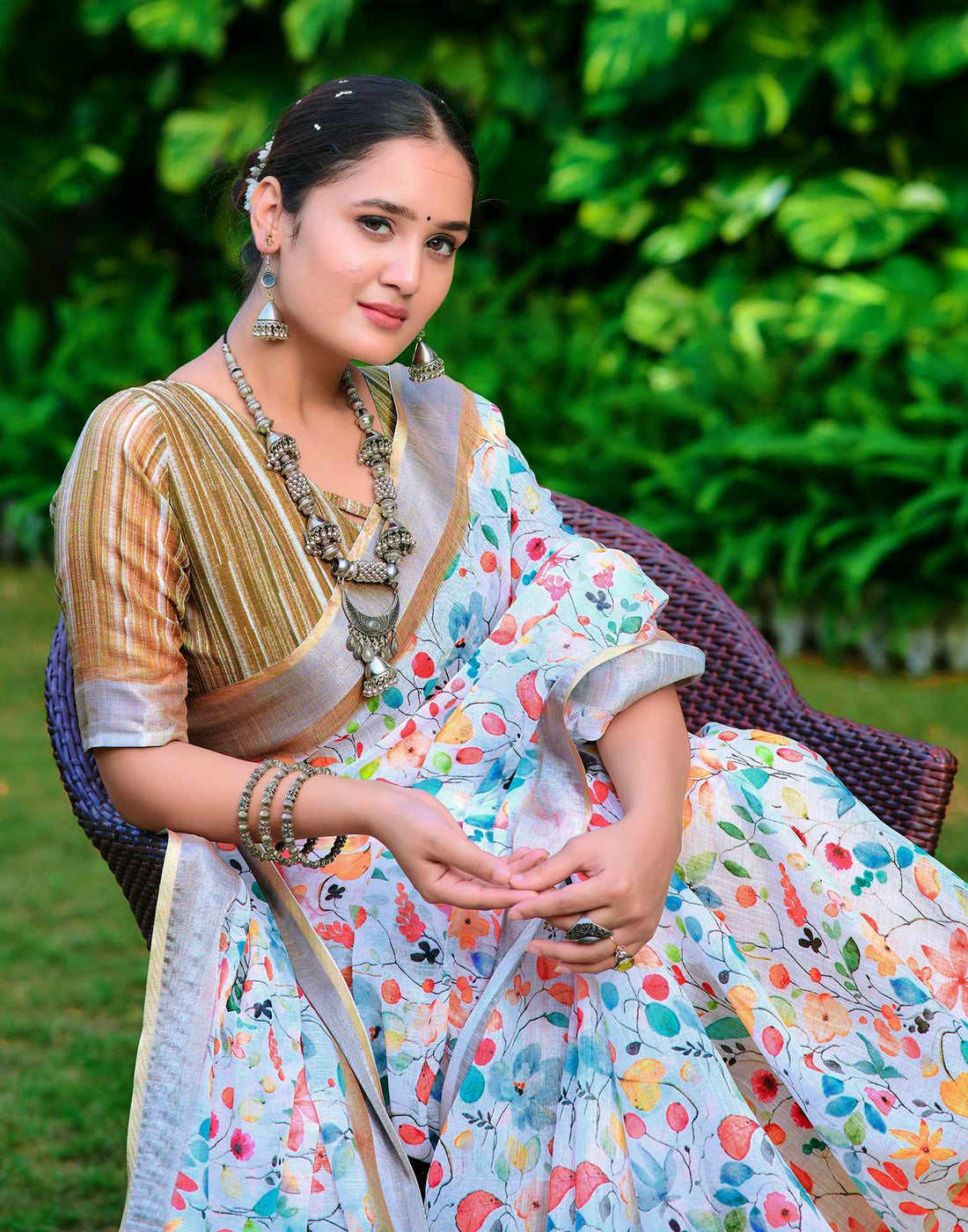 White Cotton Linen Printed Saree