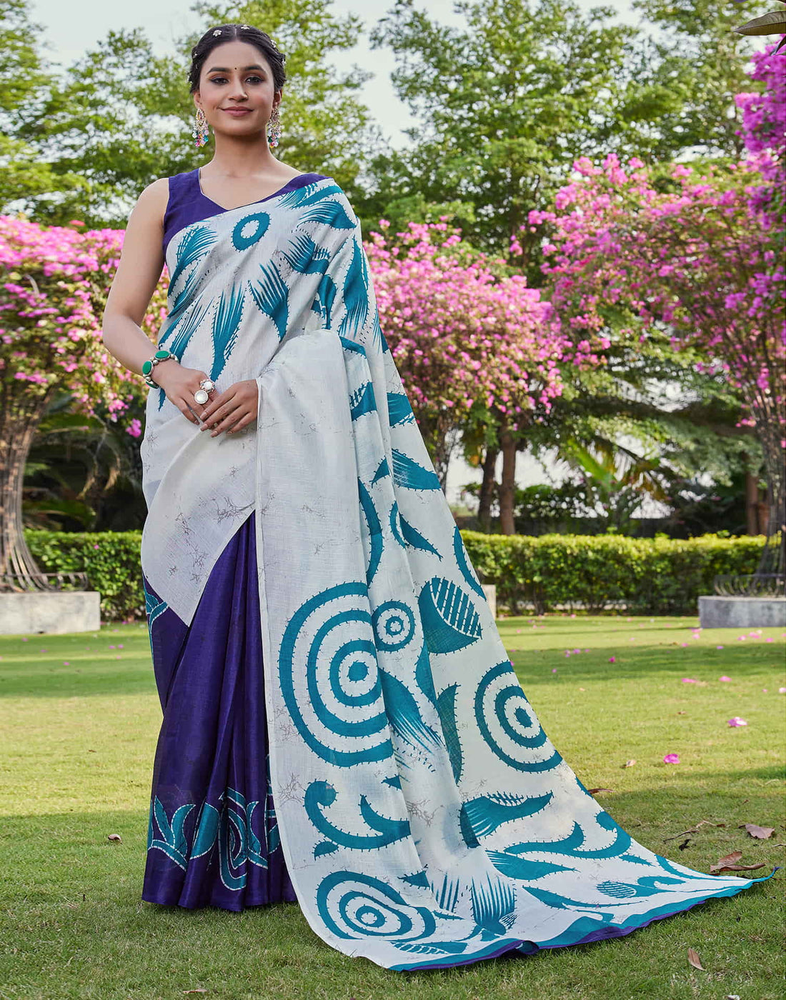 White Cotton Blend Printed Saree
