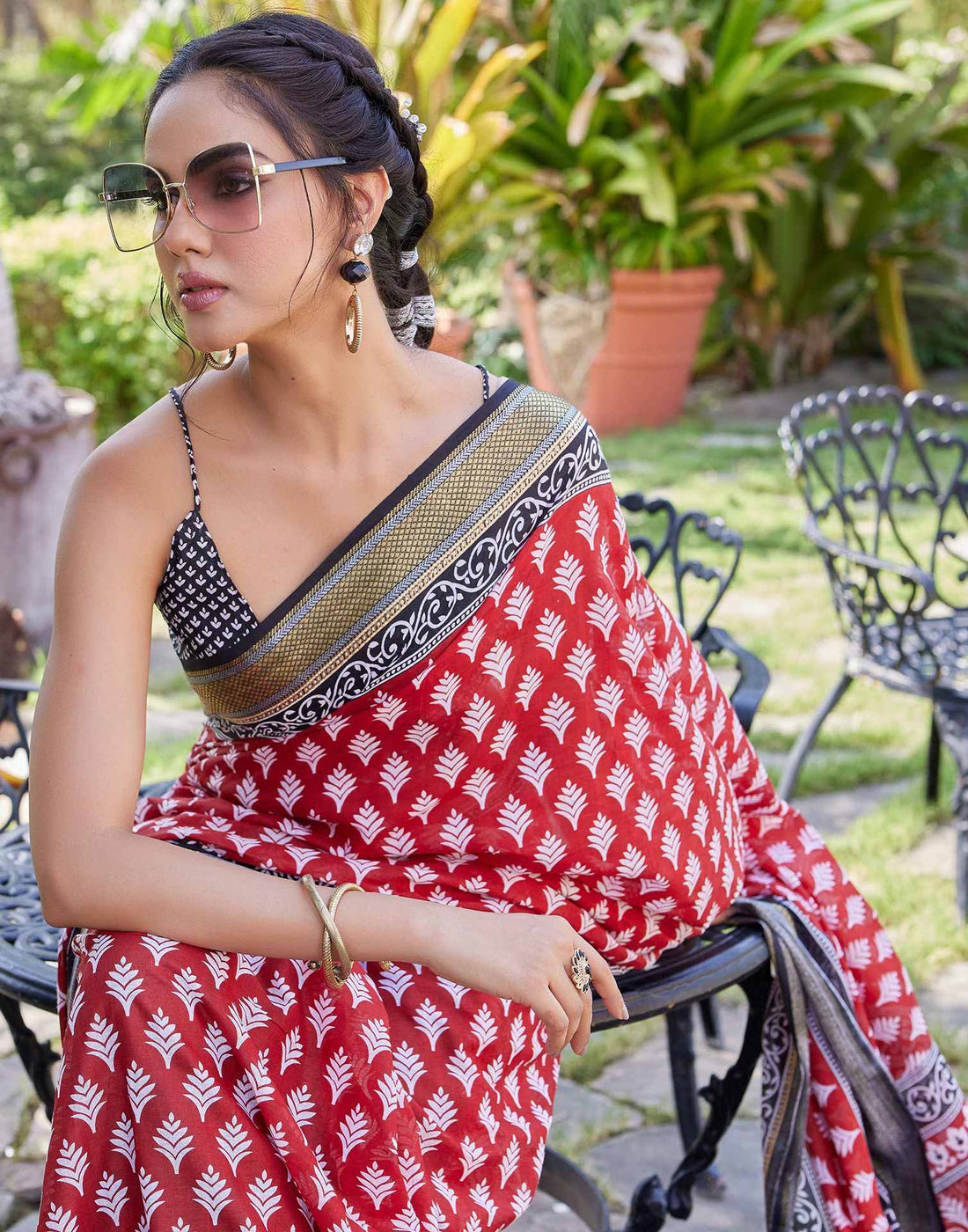 Red Black Cotton Printed Saree