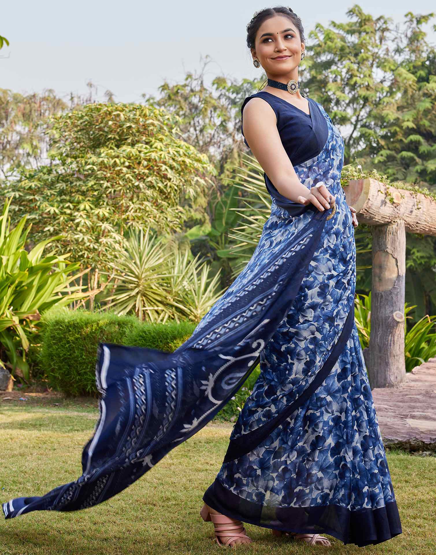Navy Blue Georgette Floral Printed Saree