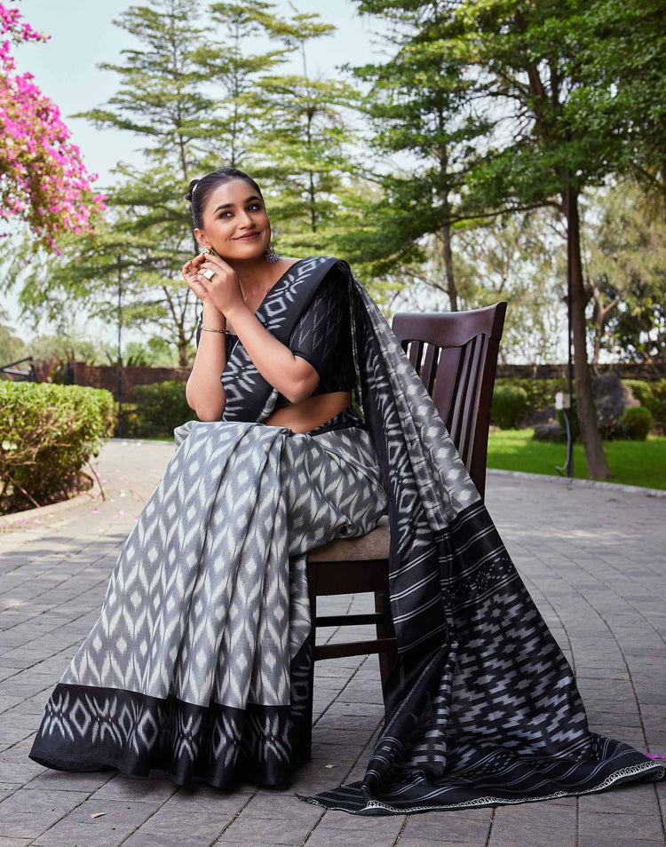 Grey Cotton Blend Ikkat Printed Saree