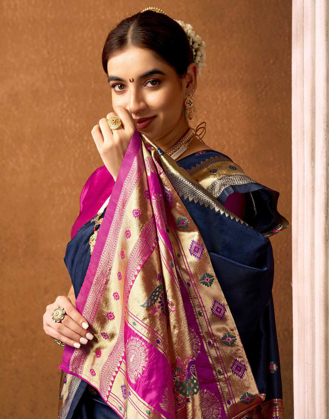 Navy Blue Silk Woven Paithani Saree