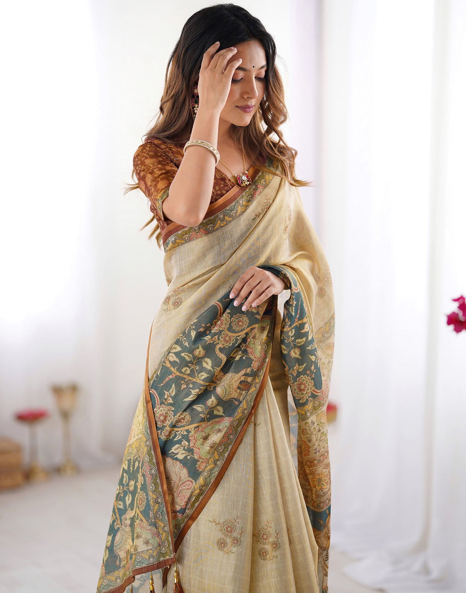 Beige Linen Printed Saree
